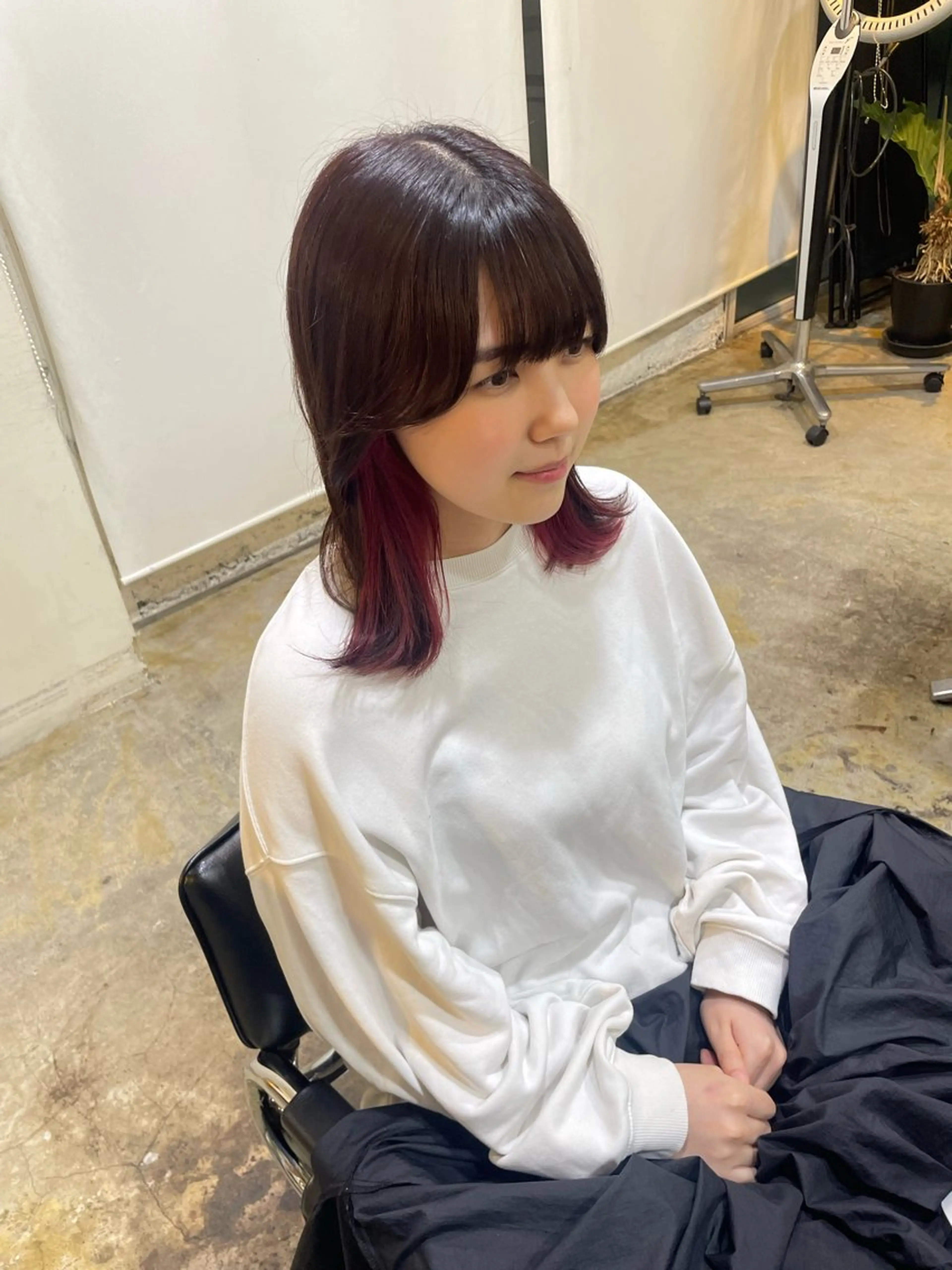 ミディアム カラー レッドカラー ヘアカラー トリートメント MIOベージュカラー 柔らかいカラーのヘアスタイル