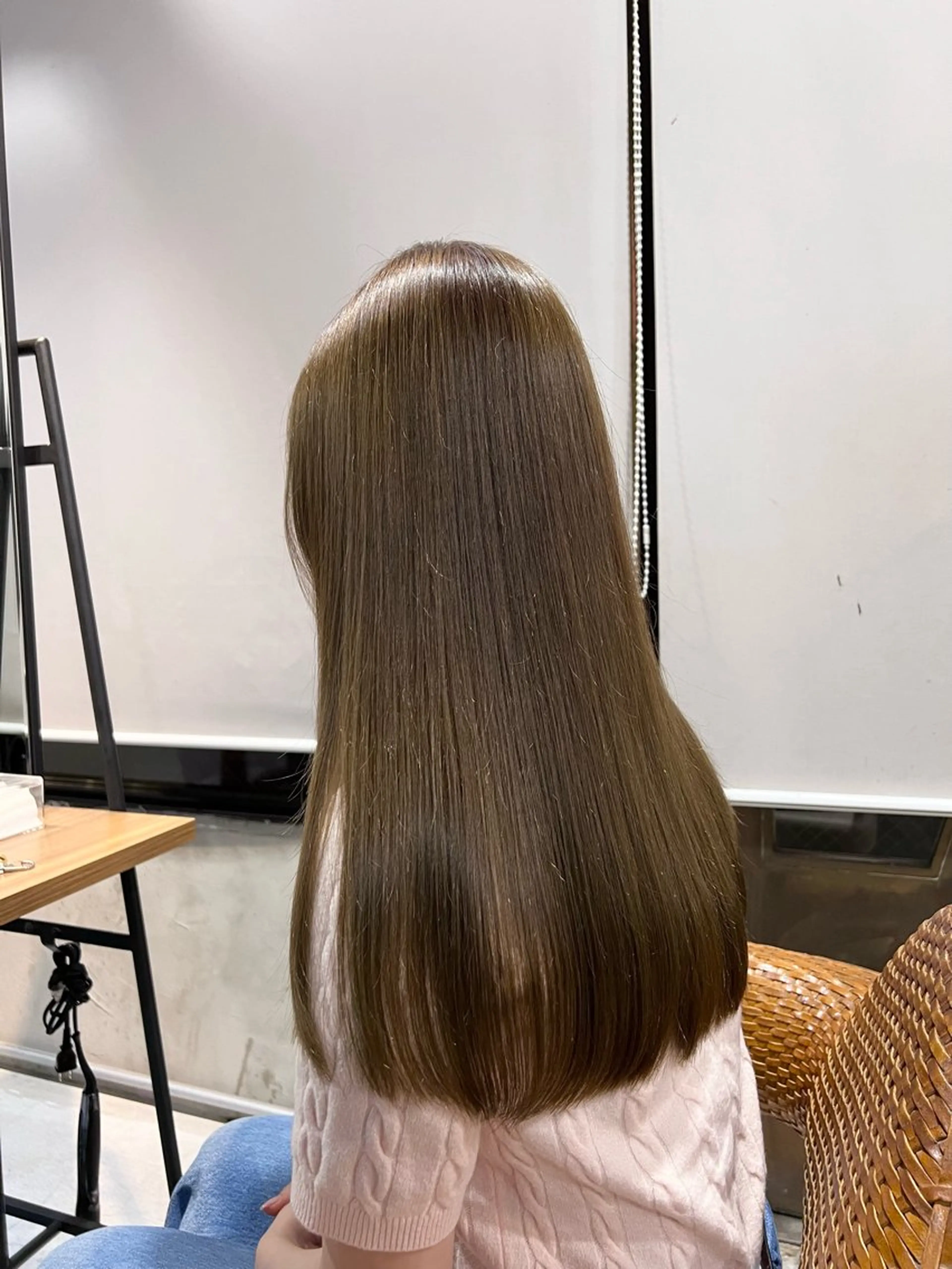 セミロング カラー ヘアアレンジ ベージュカラー グレージュ イルミナカラー オリーブベージュ オリーブグレージュ カット ヘアカラー トリートメント 🍀艶髪・透明感🍀 TATSUKIのヘアスタイル