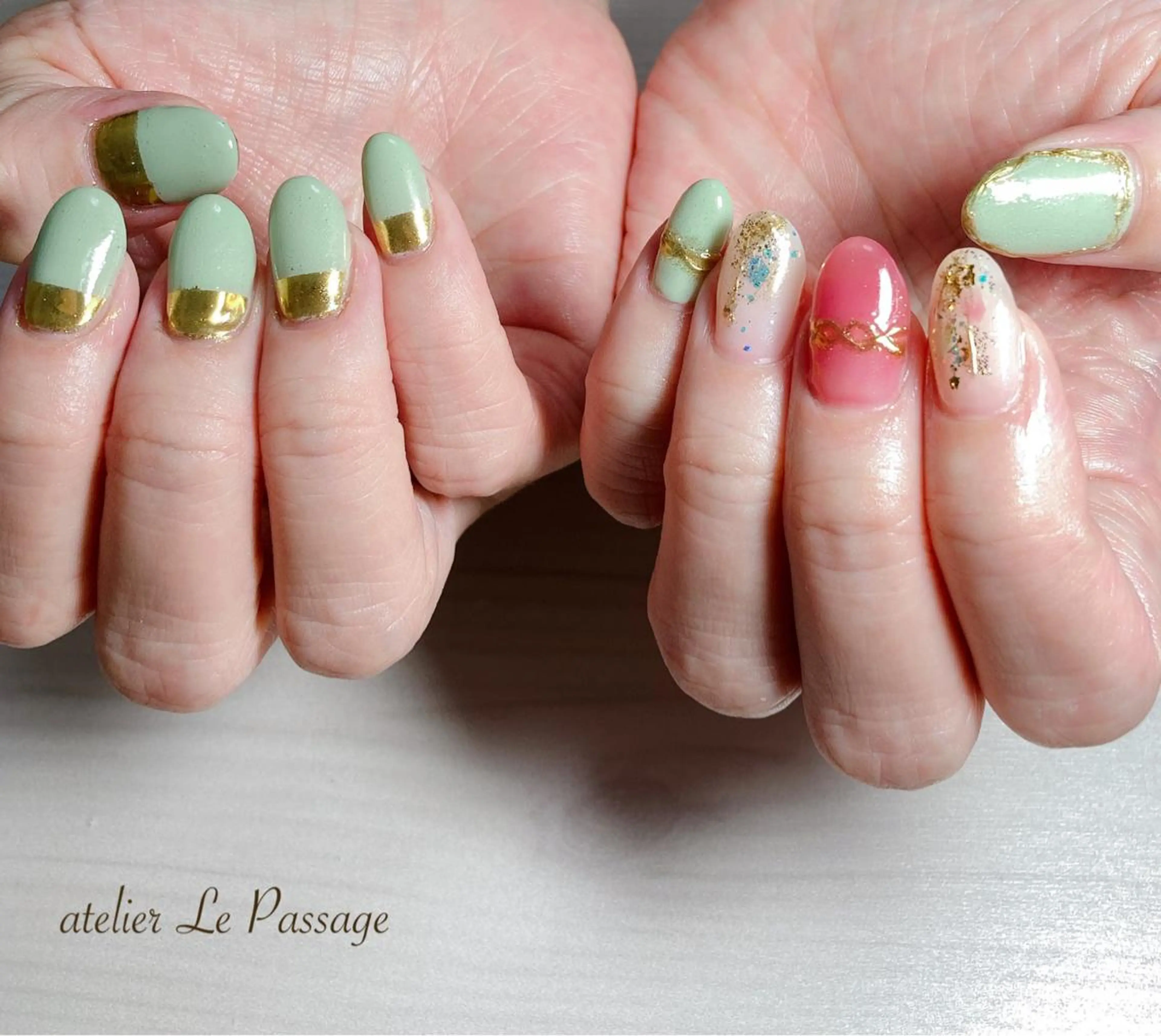 ネイル ジェルネイル ミラーネイル ニュアンスネイル オフィスネイル パラジェル Atelier Le Passage所属・h nakatsukaのネイルデザイン