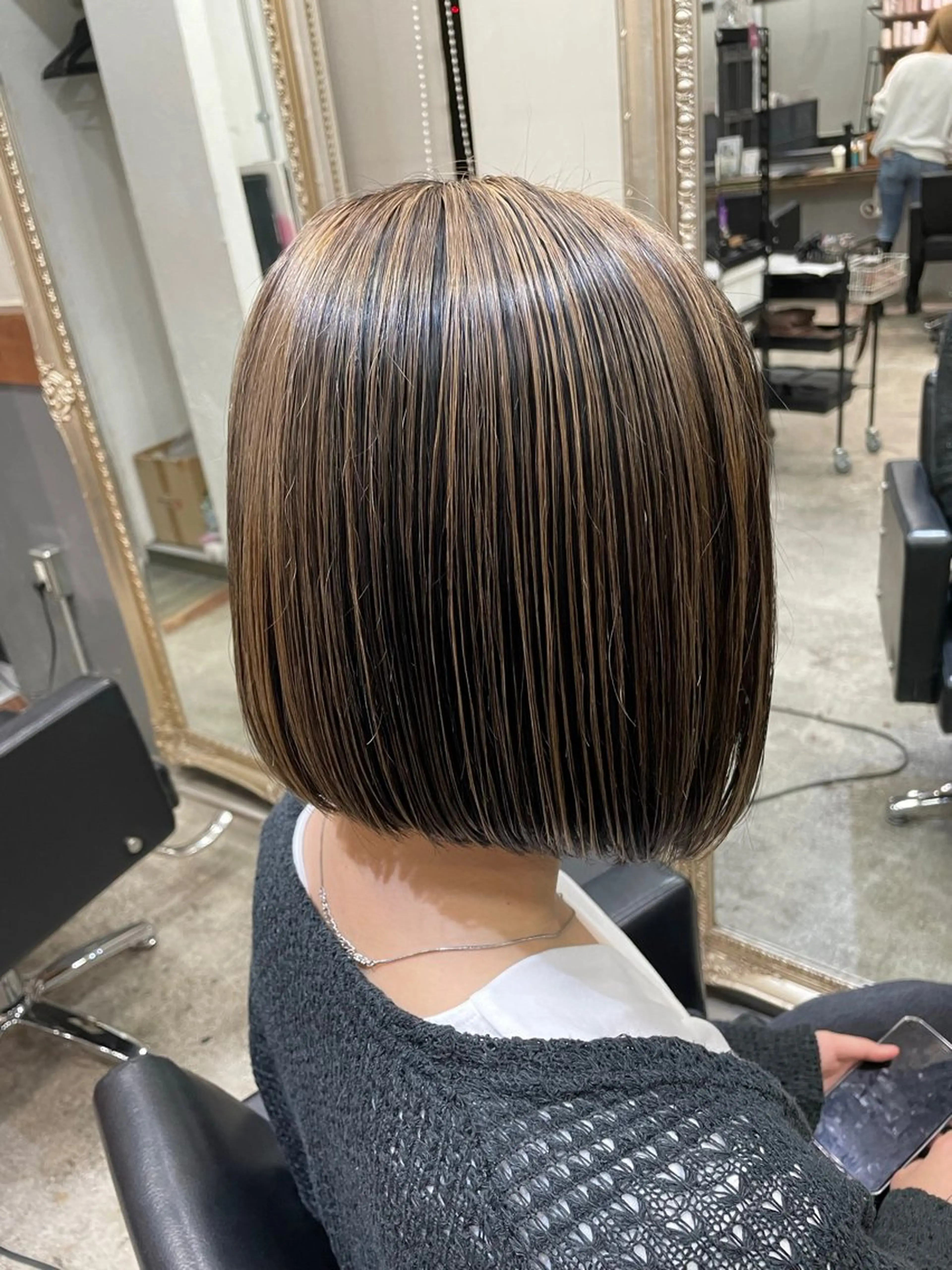 ミディアム カラー 大内 志穂のヘアスタイル