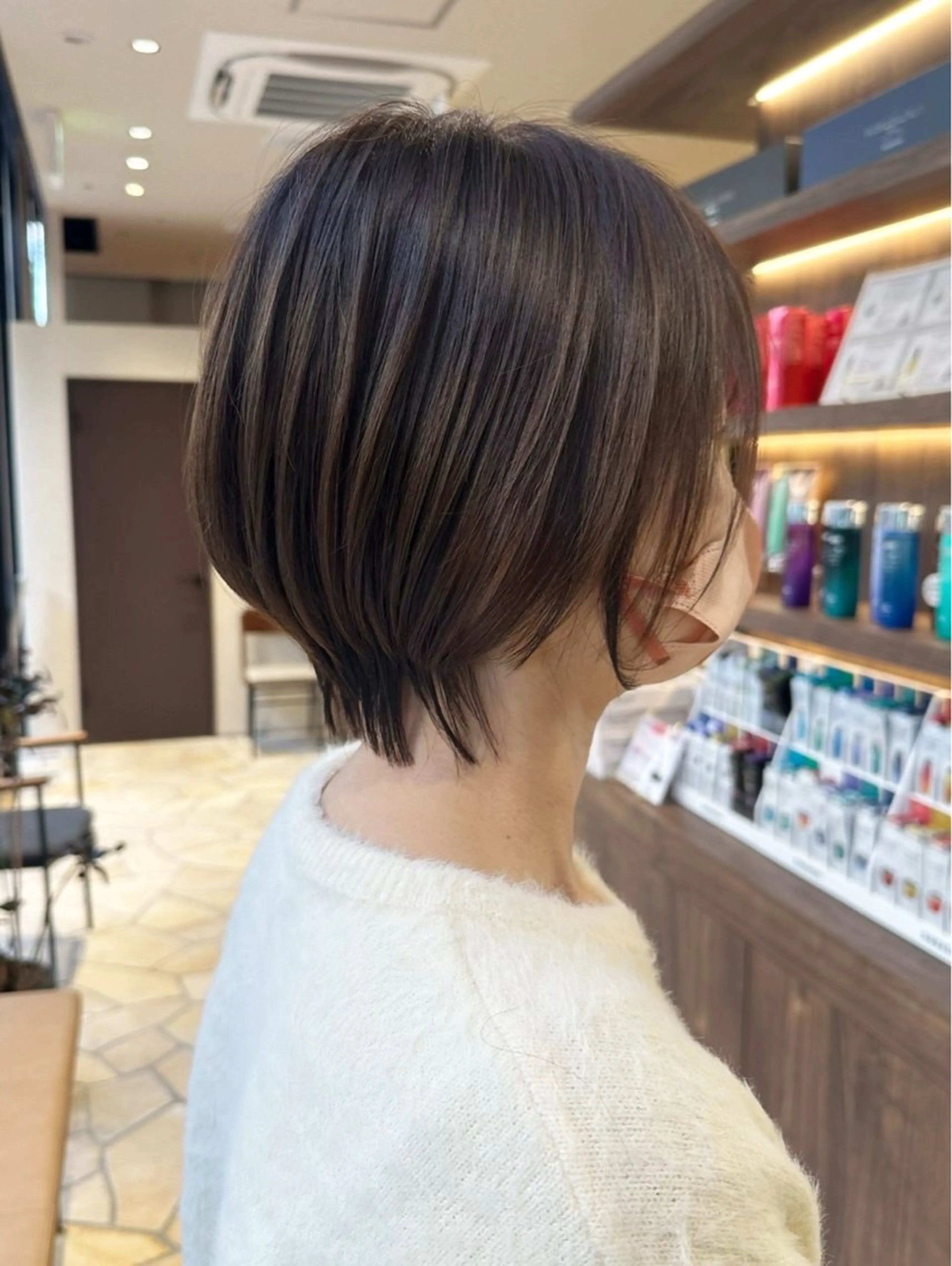 ショート カラー GIEN Smart Salon by milbon 西宮ガーデンズ　プラス所属・吉原 星稀のヘアスタイル
