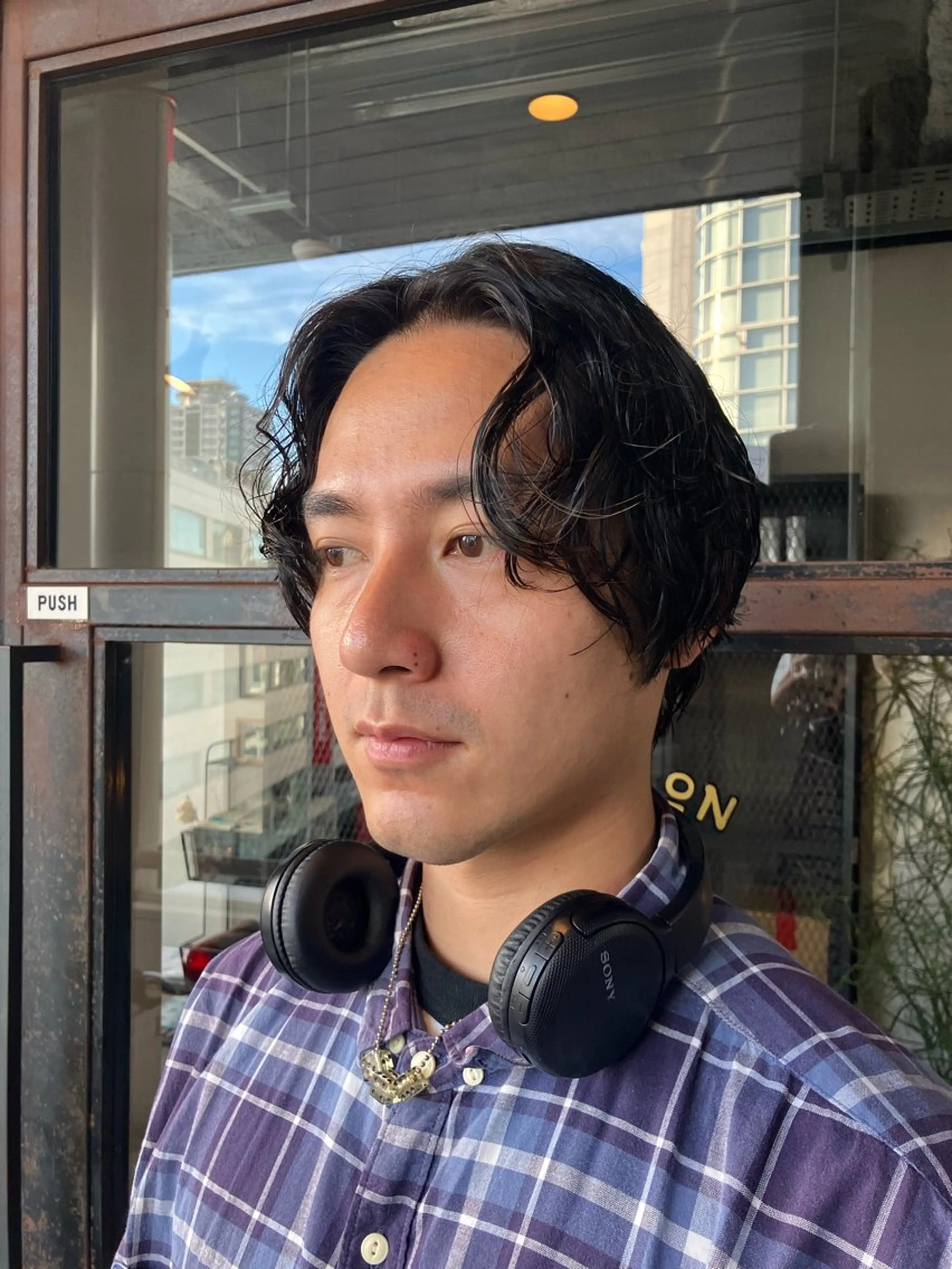 メンズ センターパート 刈り上げ カット Watarai Yuukiのヘアスタイル