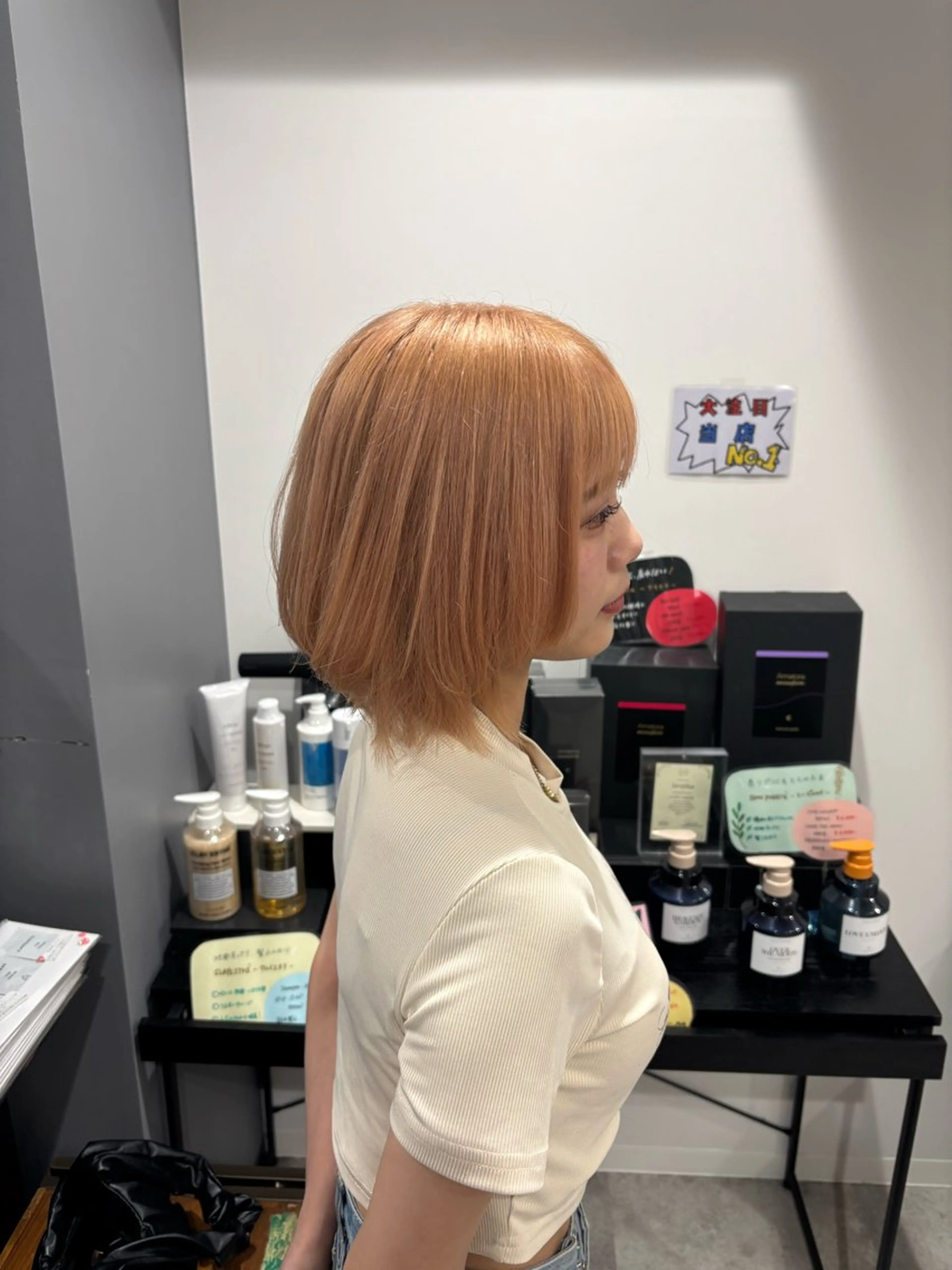 ショート カラー ボブレイヤー ボブ レイヤーカット りんと 無料カットモデル募集のヘアスタイル
