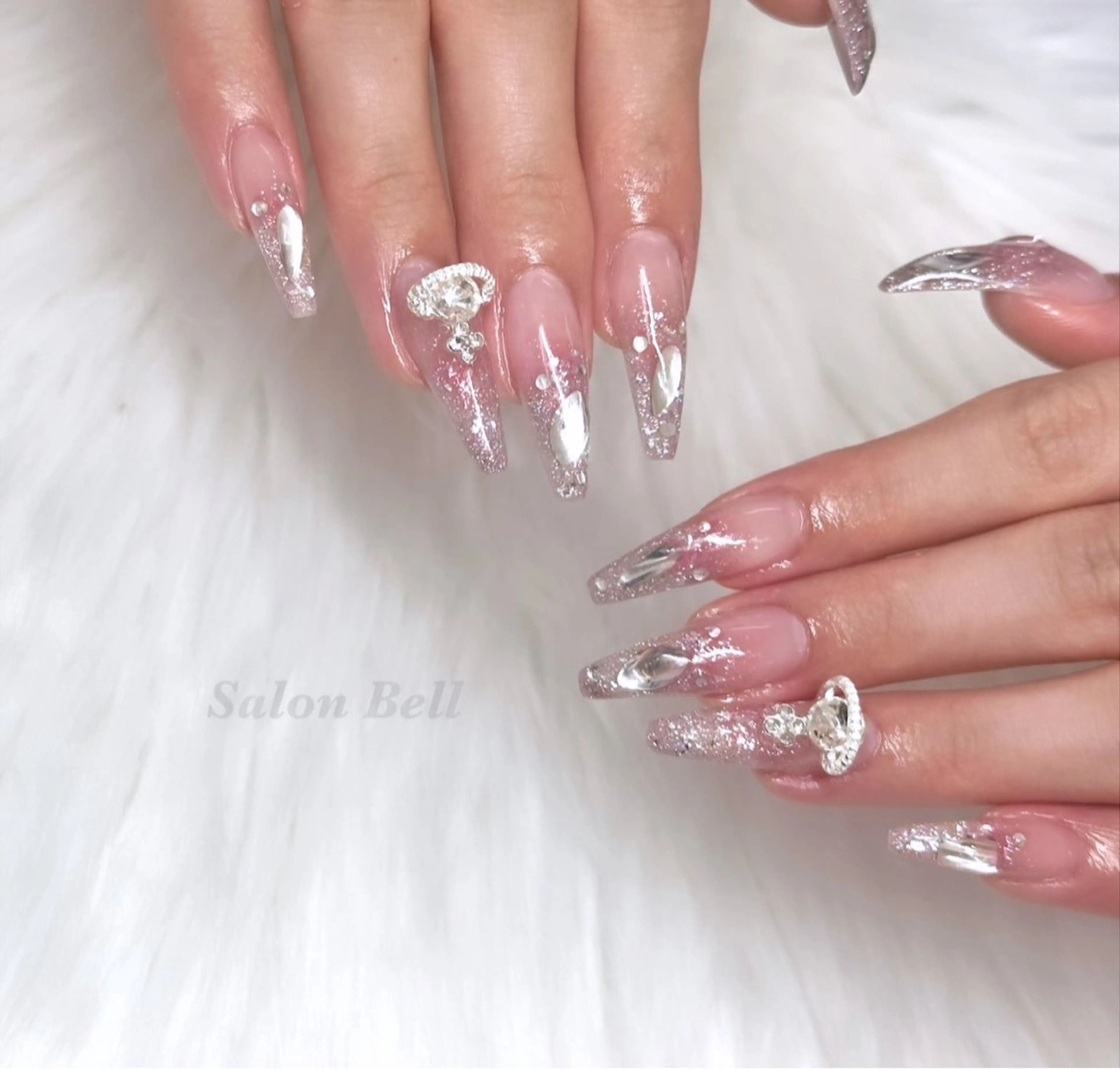 ネイル Bell 富田林店 SAYAKAのネイルデザイン