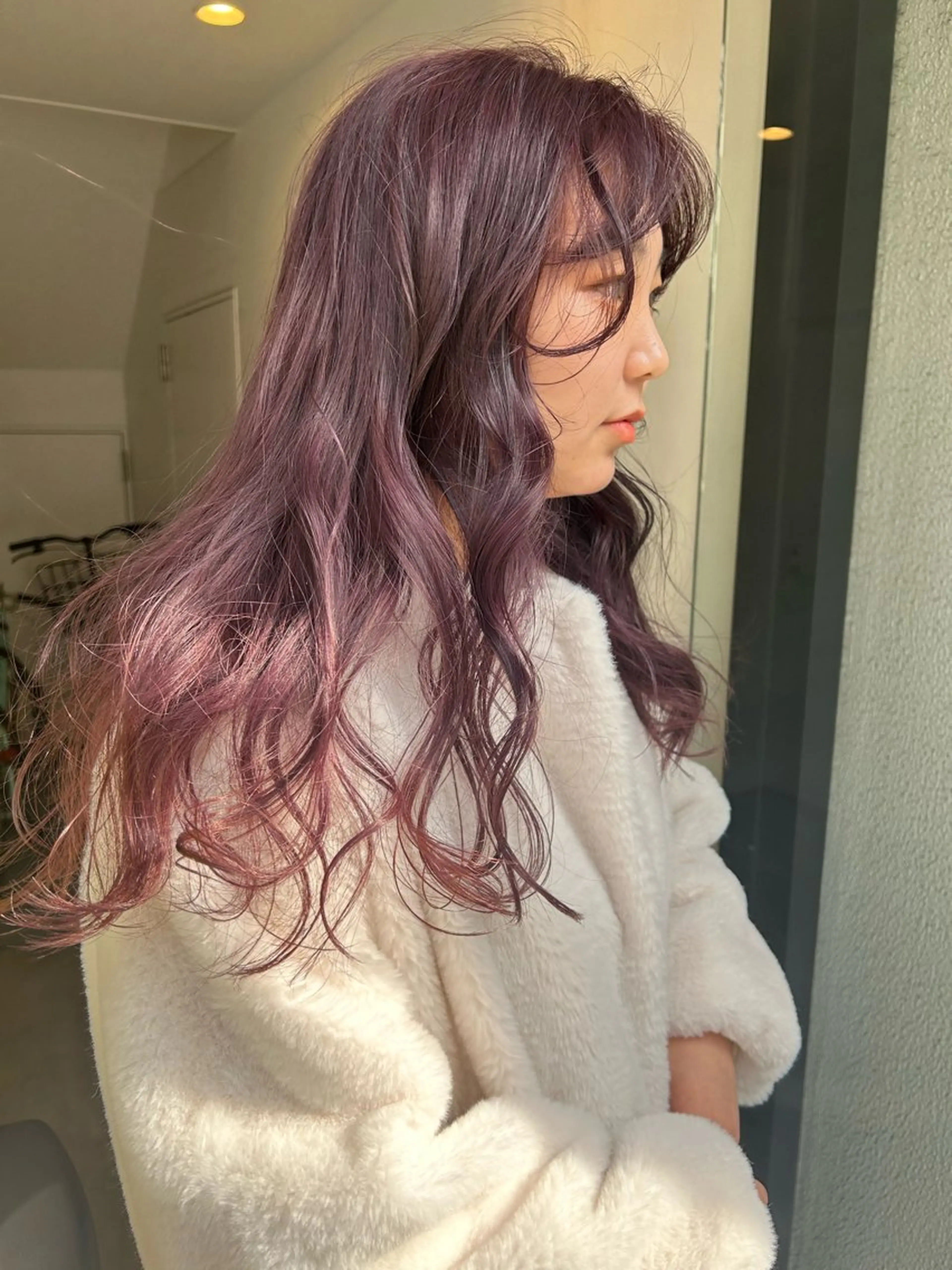 ロング カラー ピンクカラー ピンクパープル パープルカラー カット ヘアカラー トリートメント hen所属・心斎橋/レイヤー/ ブリーチ/モエのヘアスタイル