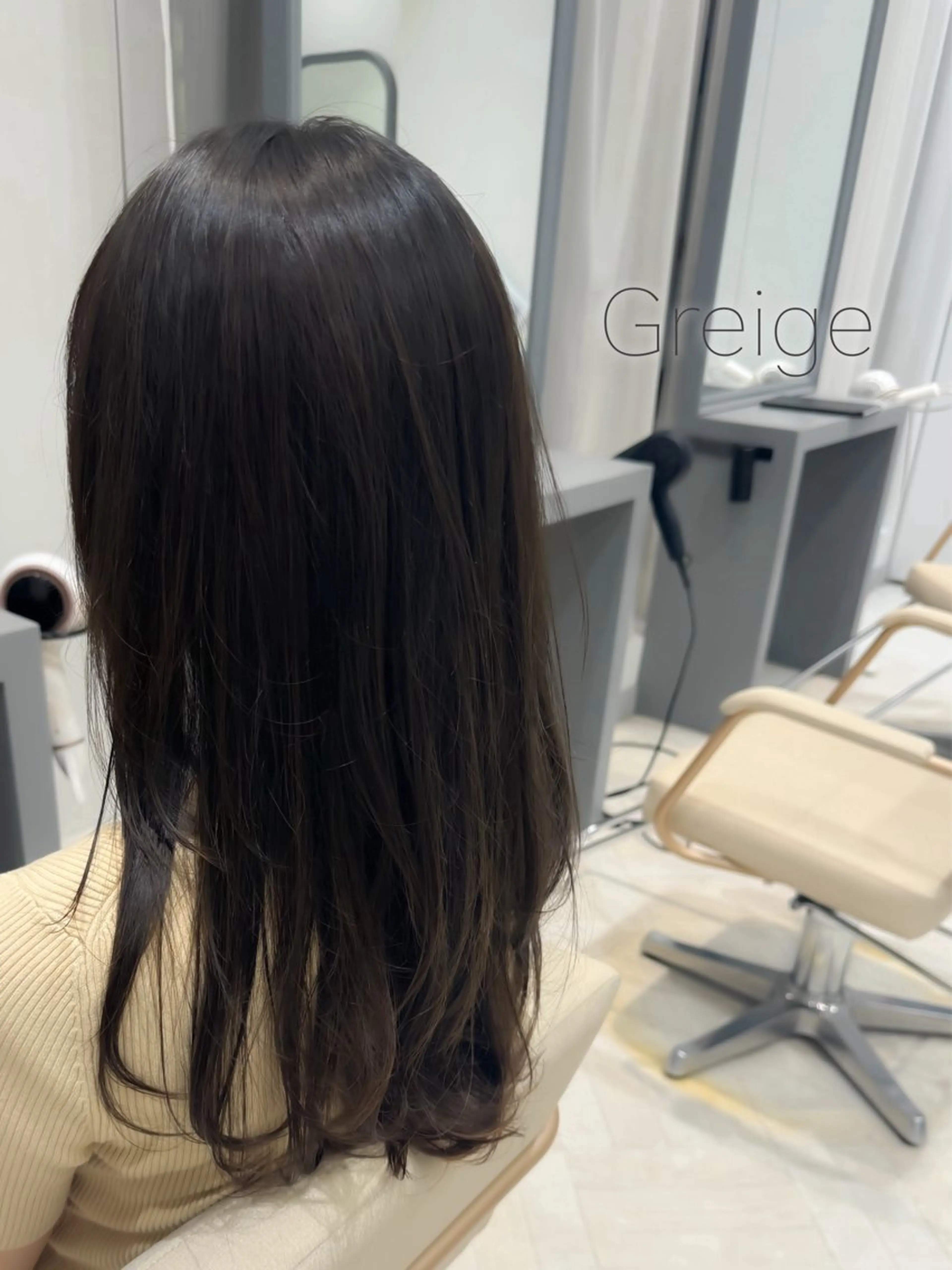 ミディアム たぴ。ぱつっとボブ /暖色艶カラー🍒のヘアスタイル
