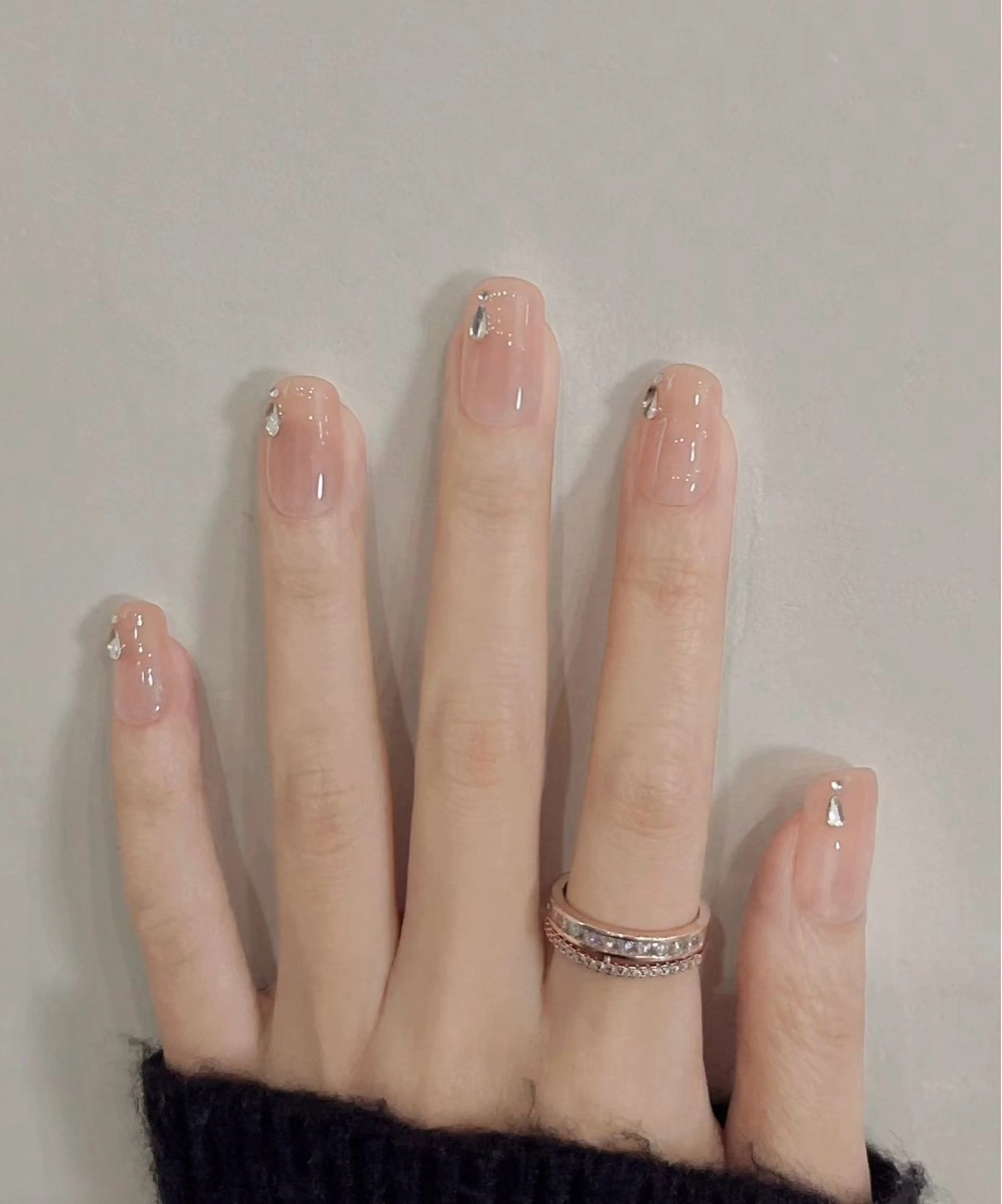 ネイル 長さ出し フットネイル フレンチネイル ジェルネイル ガラスフレンチ ハンドネイル ハンドケア More Glam渋谷店のネイルデザイン