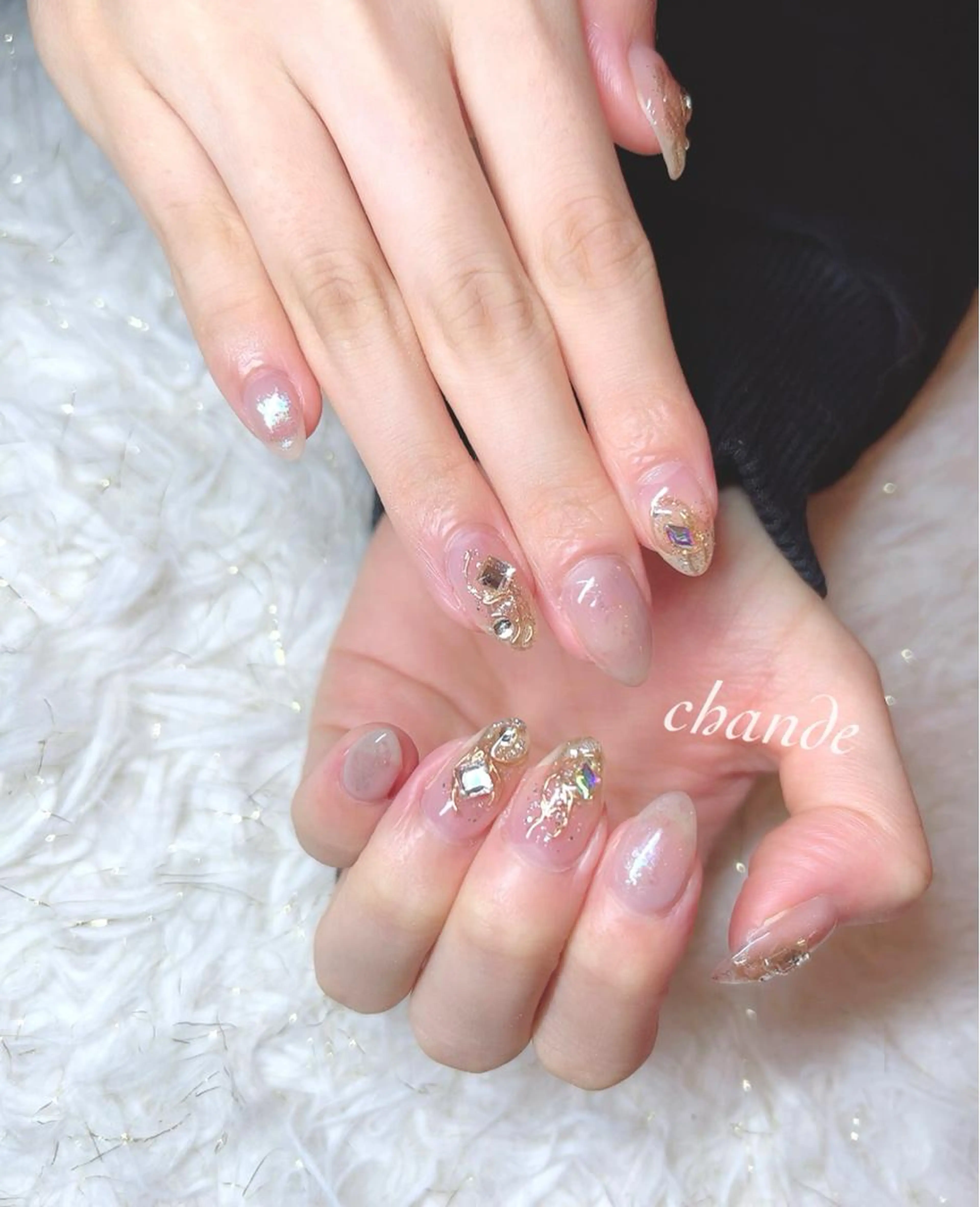 <✋>4本アートの写真