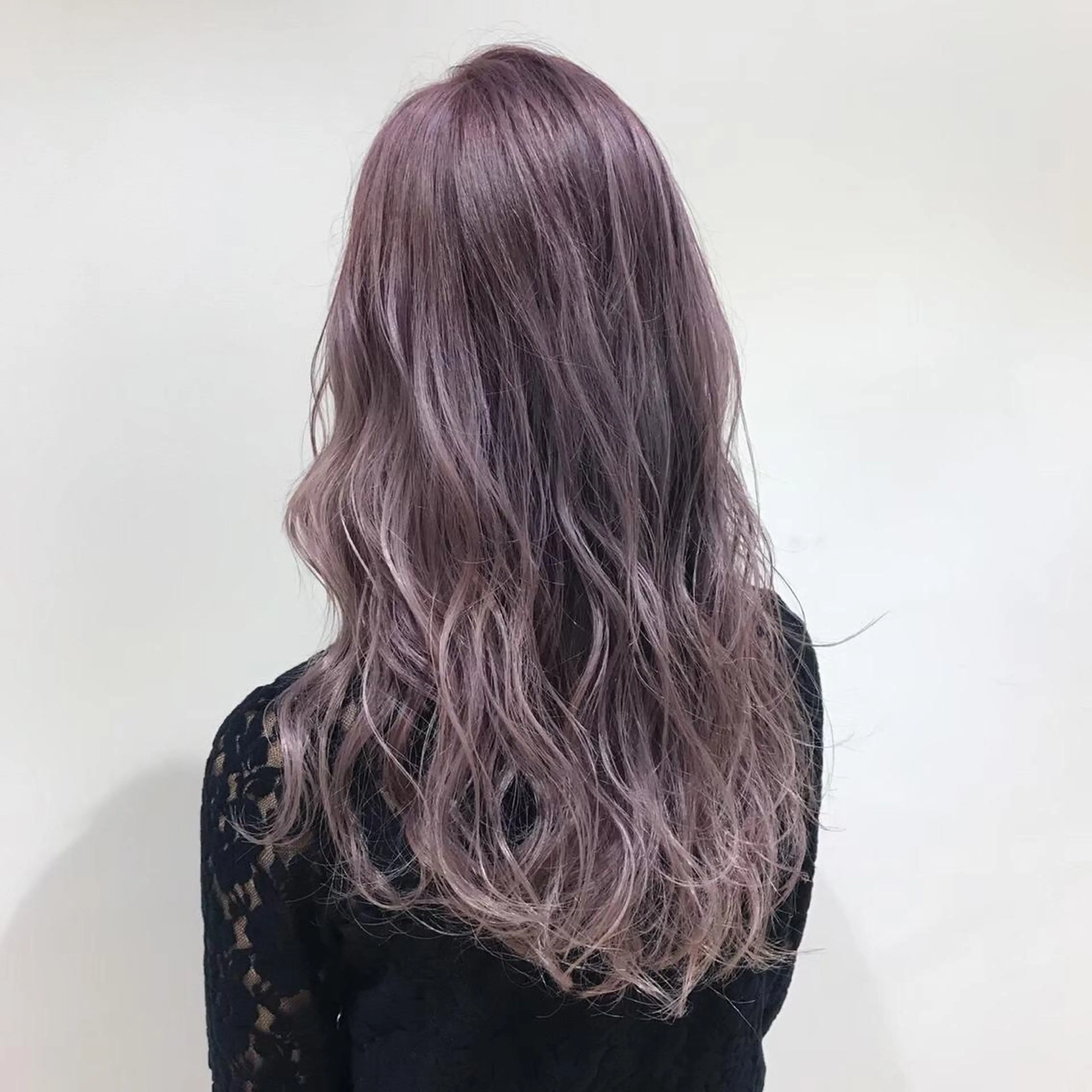 ロング カラー ヘアアレンジ キッズ アディクシーカラー バレイヤージュ ミストバング ベージュカラー 黒髪 カラー特化サロン Eir心斎橋のヘアスタイル