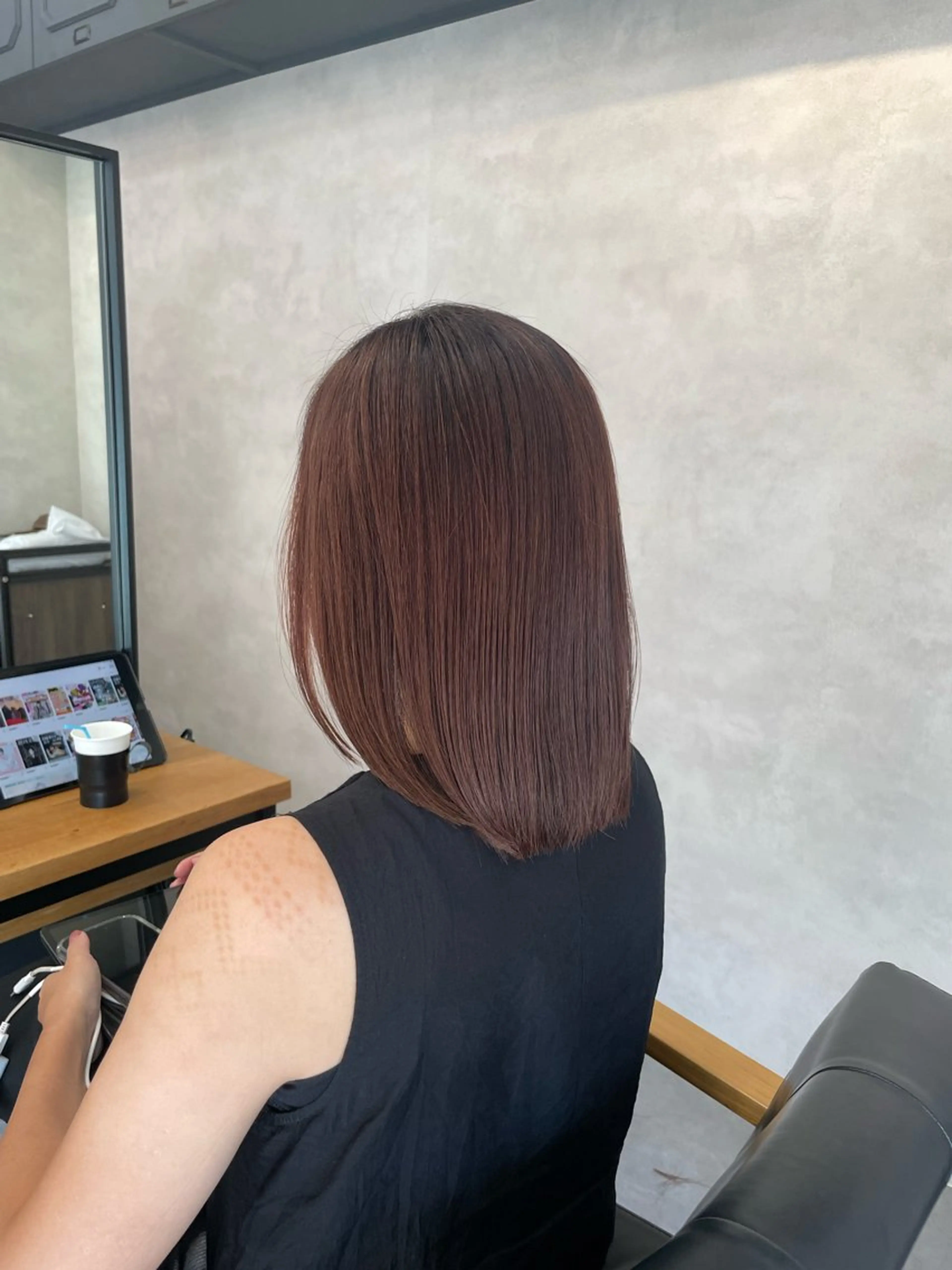 ミディアム カラー ブラウンカラー ピンクカラー カット ヘアカラー トリートメント 今村 南穂のヘアスタイル