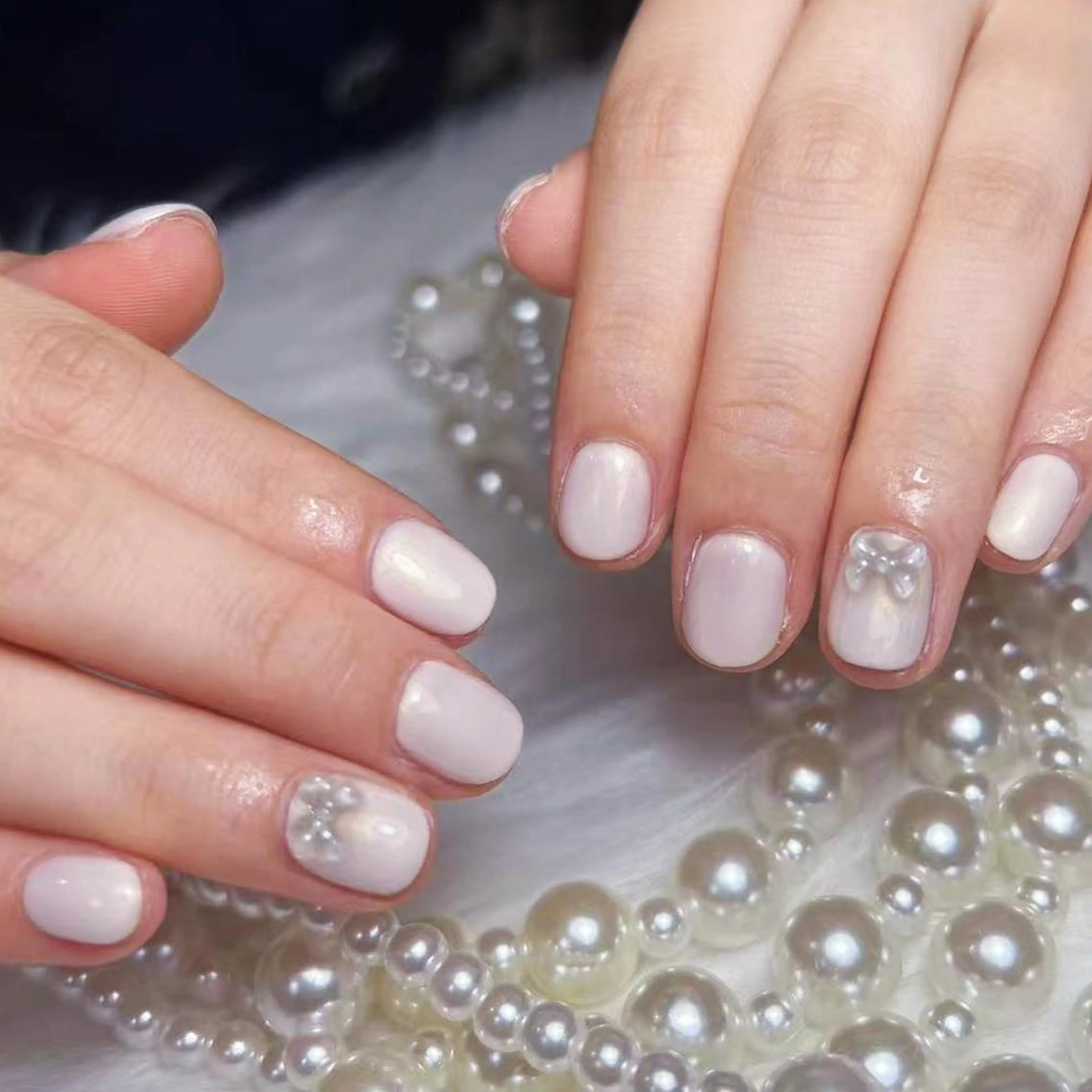 ネイル アートネイル オーロラネイル ガーリー キラキラネイル 韓国ネイル ハンドネイル DIAMOND 💅のネイルデザイン