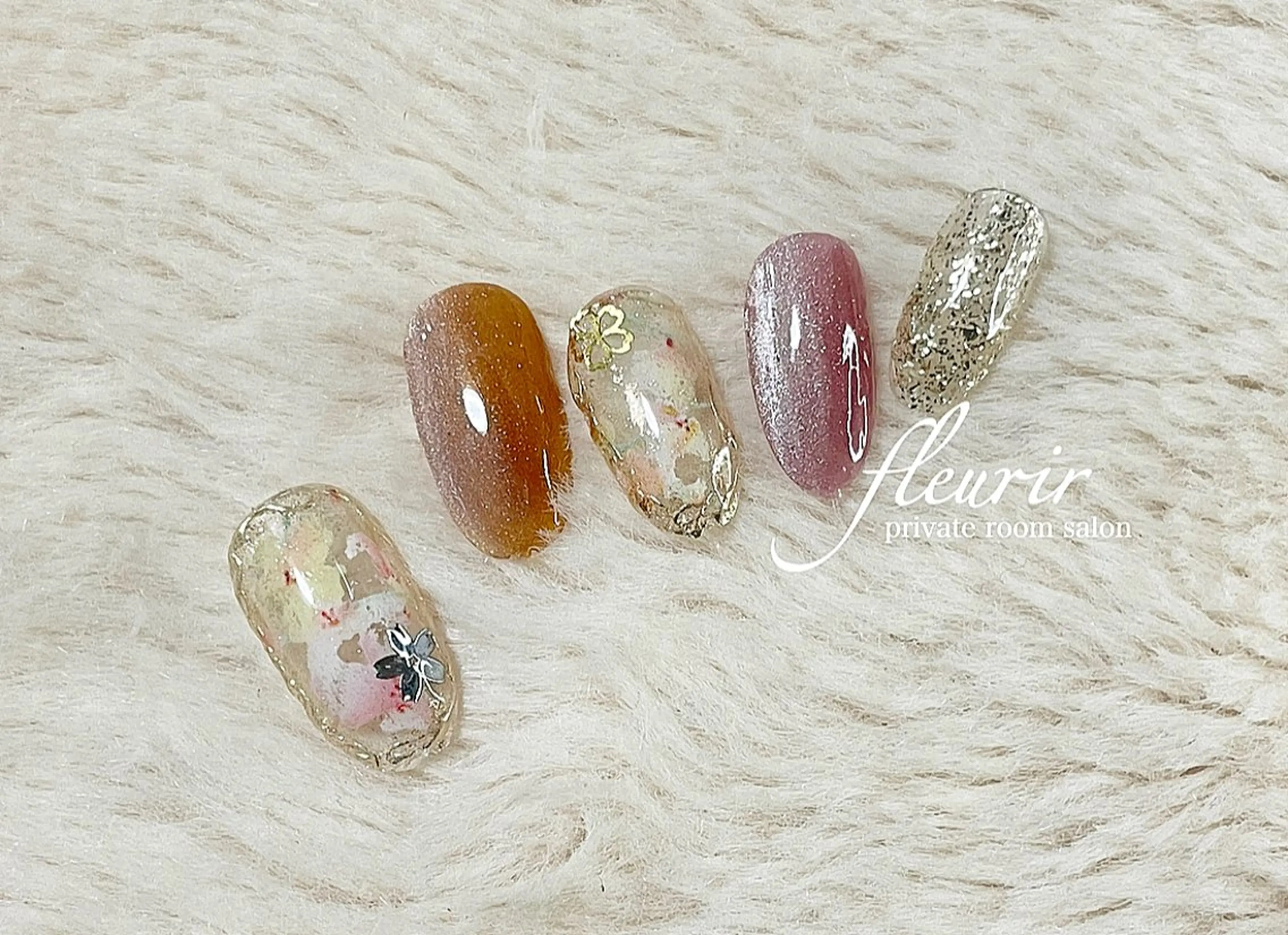 ネイル 桜ネイル フラワーネイル ゴールド ホログラムネイル マグネットネイル フルリール 【プライベートサロンのネイルデザイン