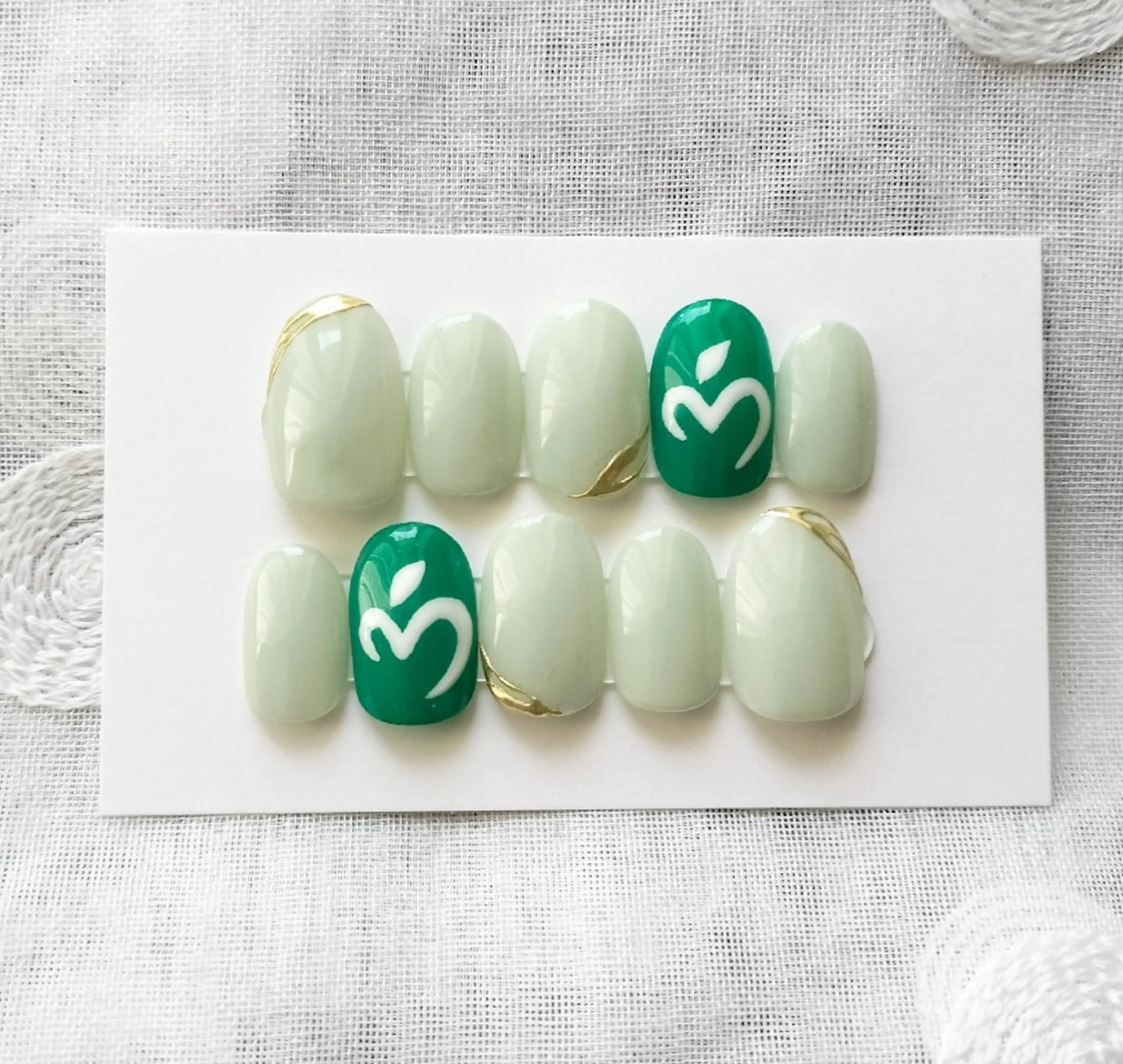 ネイル megumi. sのネイルデザイン