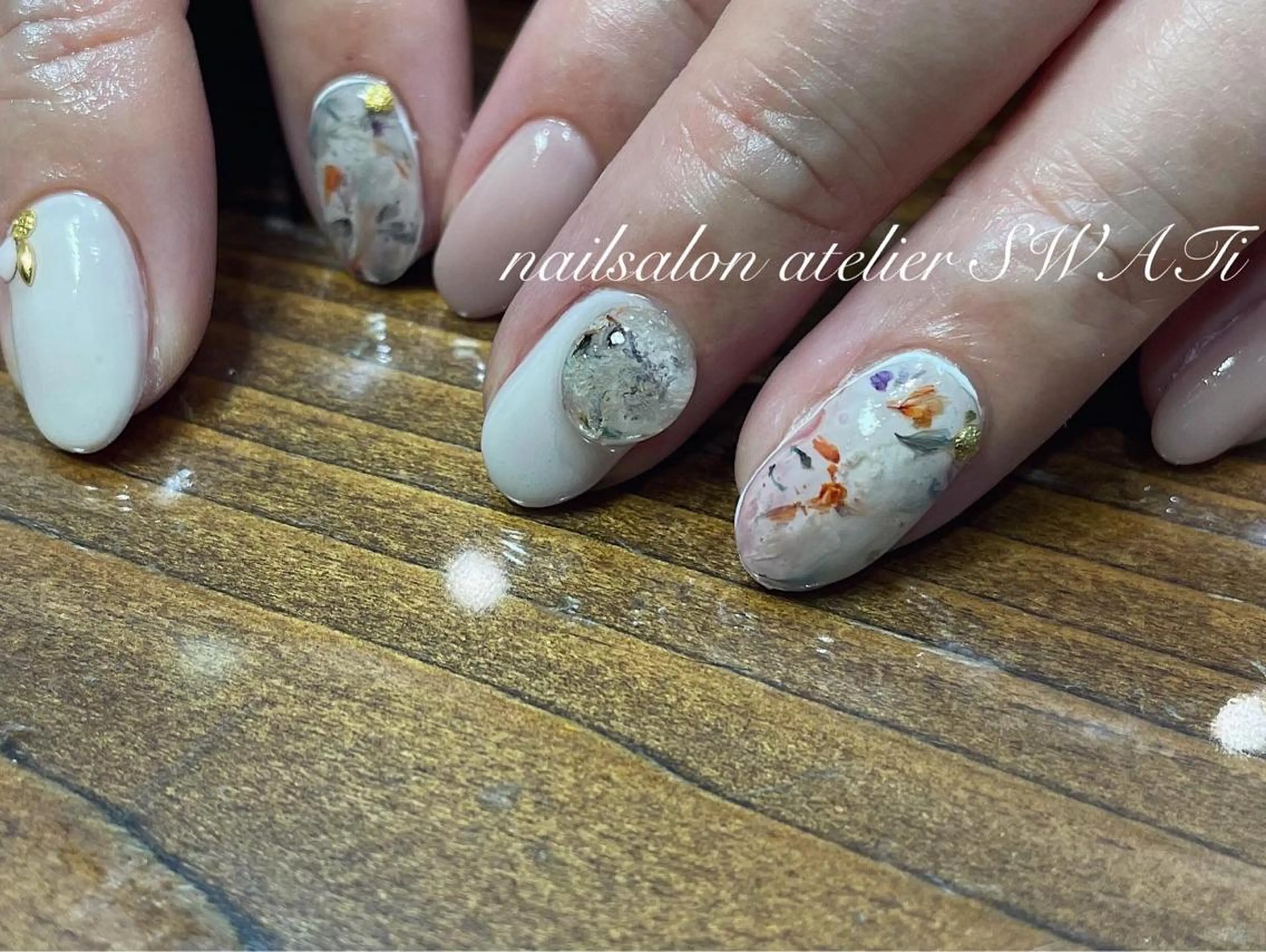 ネイル ヘアーサロン大野所属・nailsalon SWATiのネイルデザイン