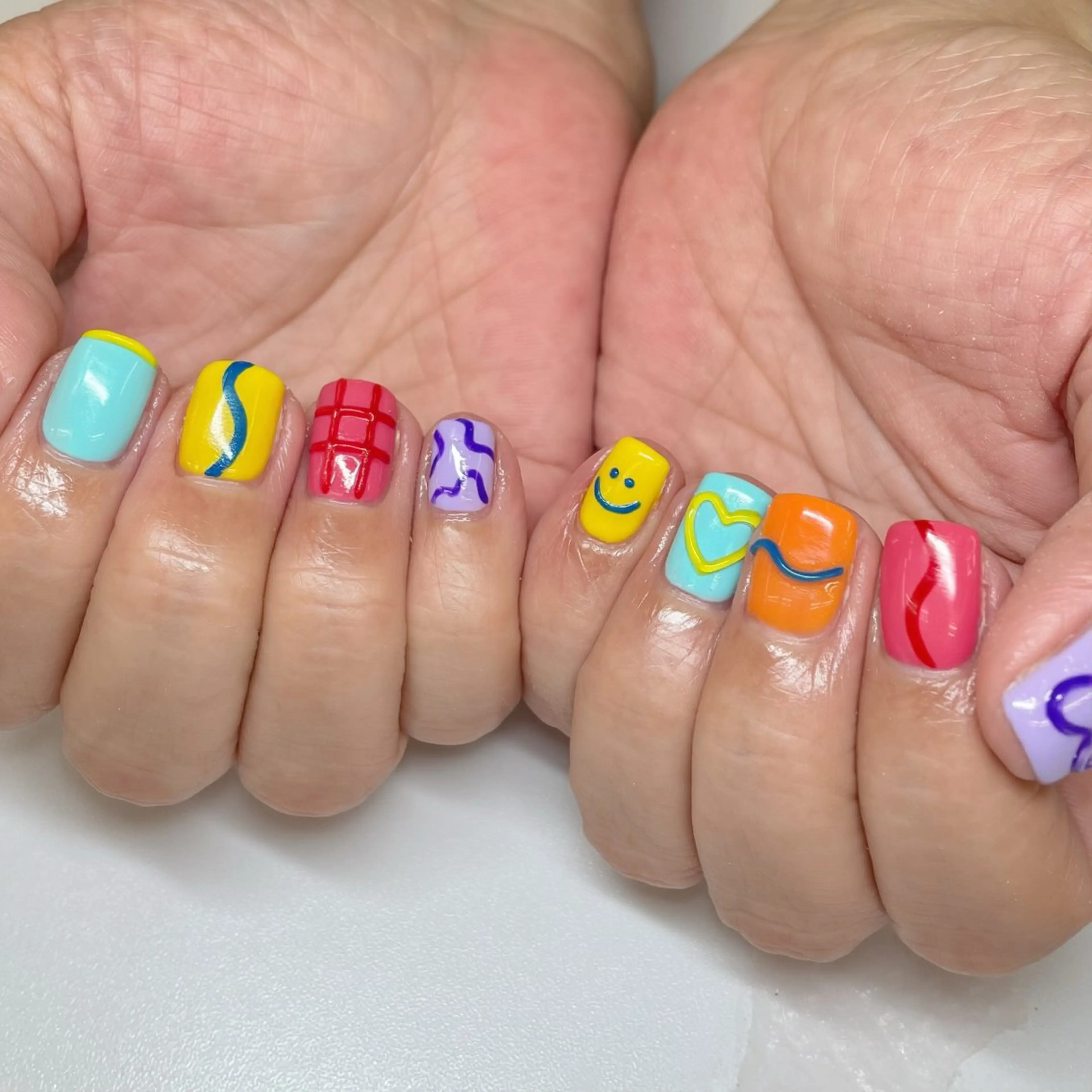 ショート ハンドネイル フットネイル oak nail所属・myuone ☆miyuのネイルデザイン