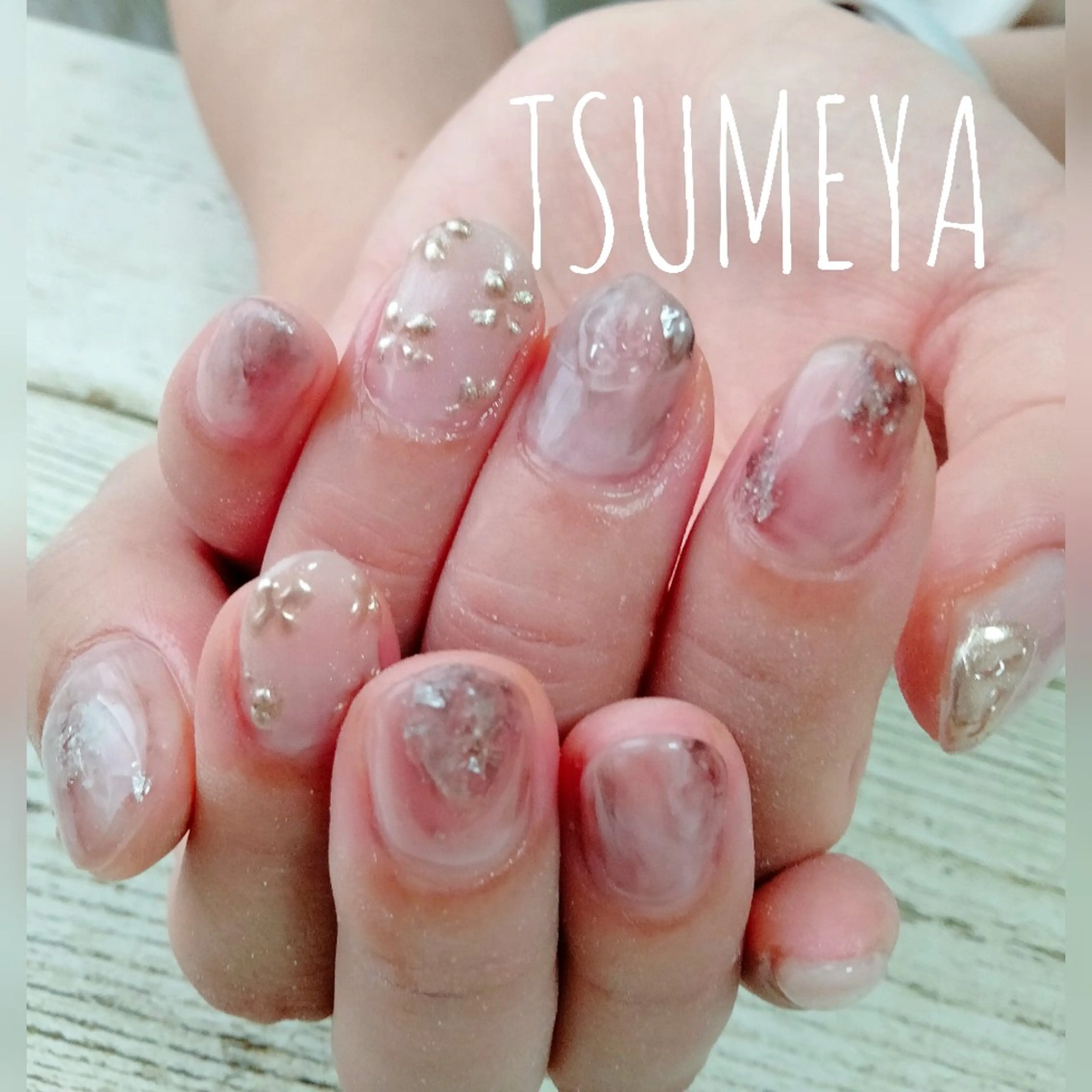 ネイル ミラーネイル ニュアンスネイル ハンドネイル _TSUMEYA _のネイルデザイン