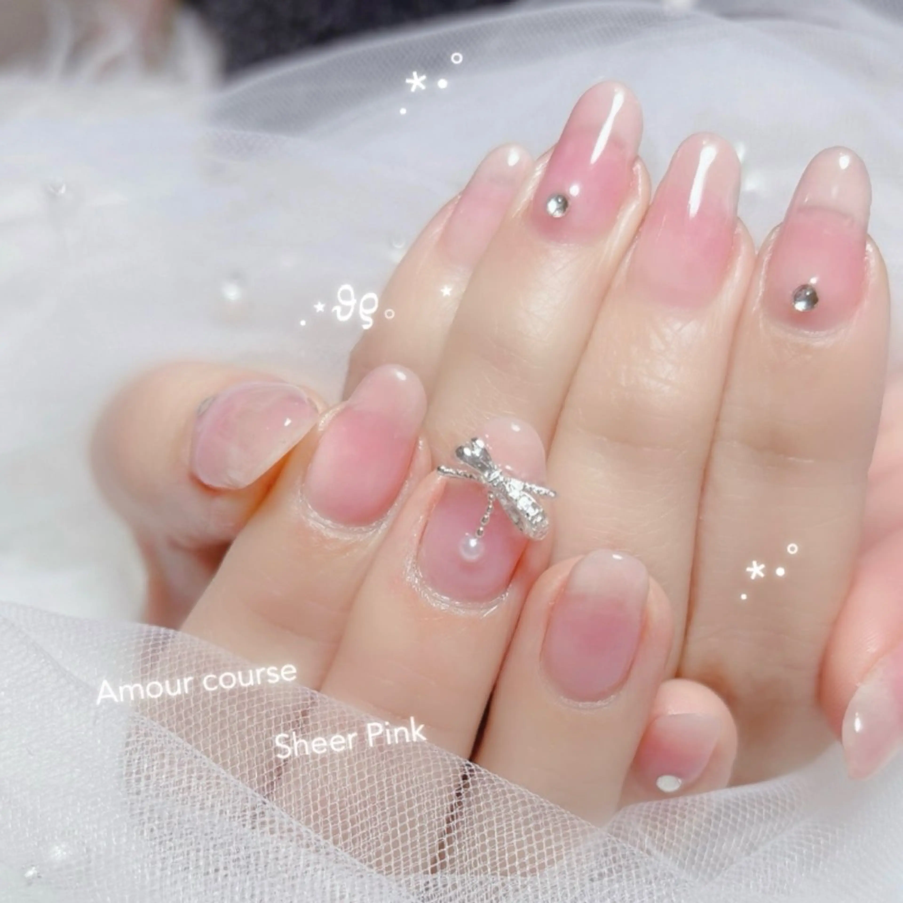 ネイル ハンドネイル Amour🎀 ガーリーネイル専門店のネイルデザイン