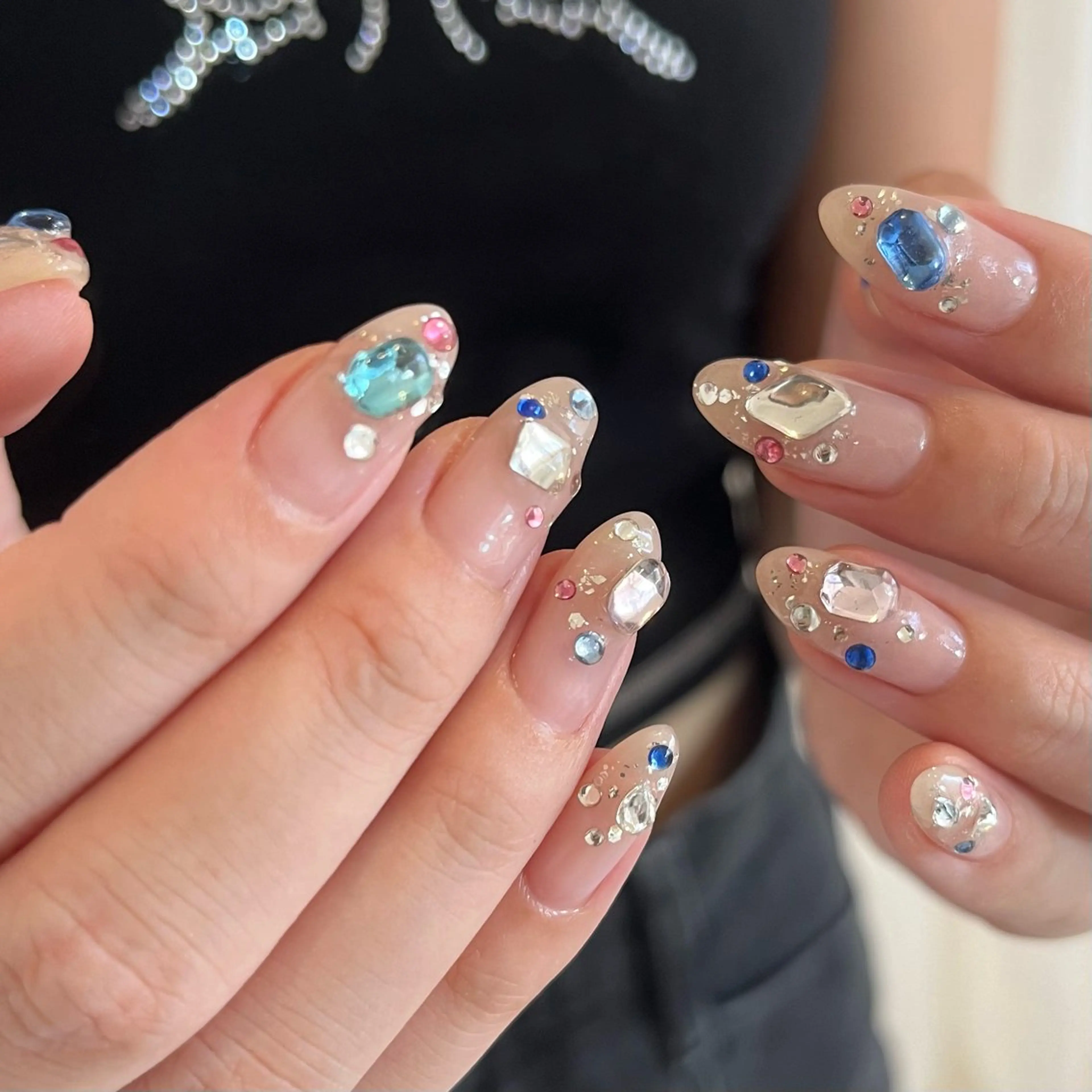 ネイル 持ち込み ハンドネイル people所属・luster shihoのネイルデザイン