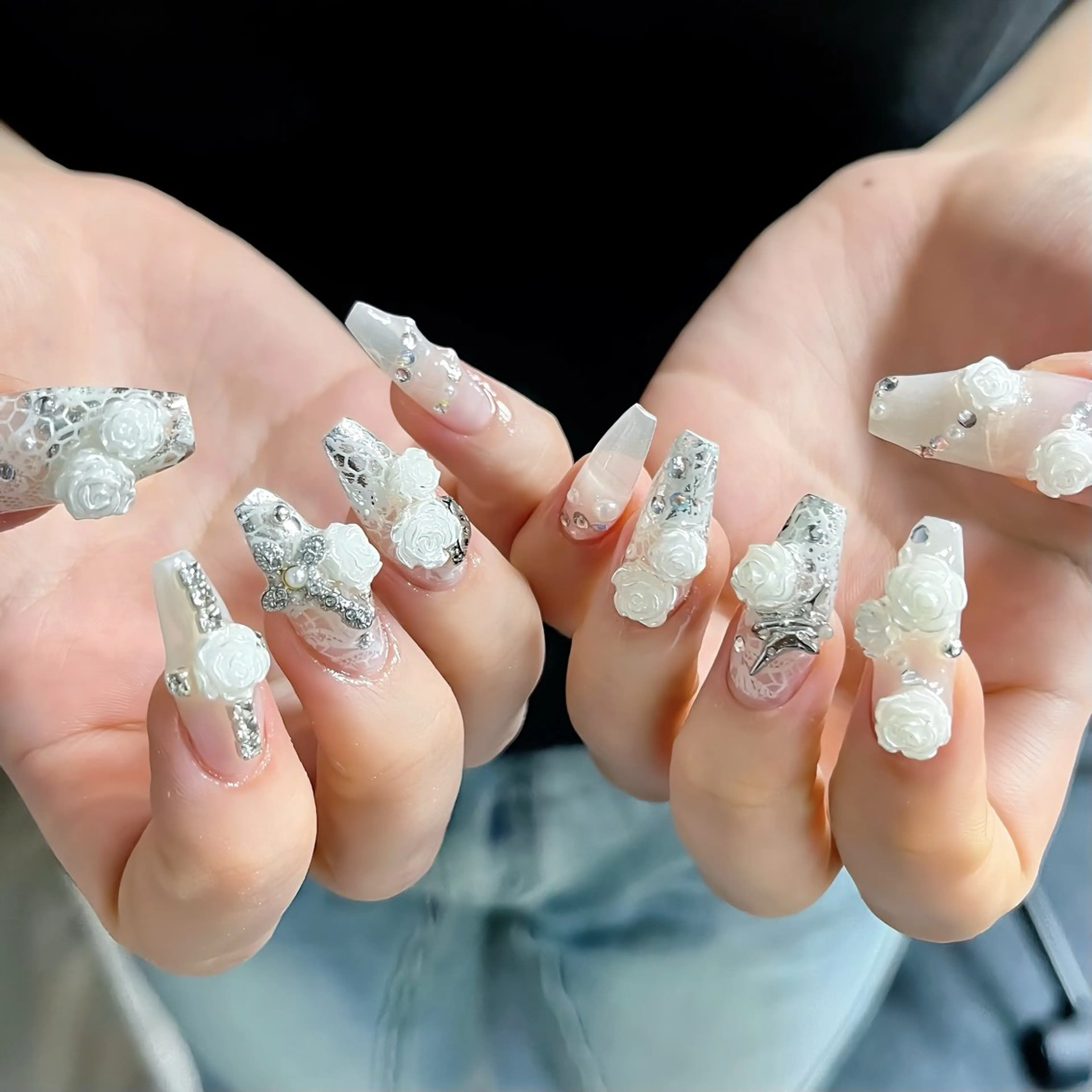ネイル フラッシュネイル フレンチネイル ミラーネイル ワンカラーネイル 赤色 ハンドネイル 🫧OPELIA NAIL渋谷🫧のネイルデザイン