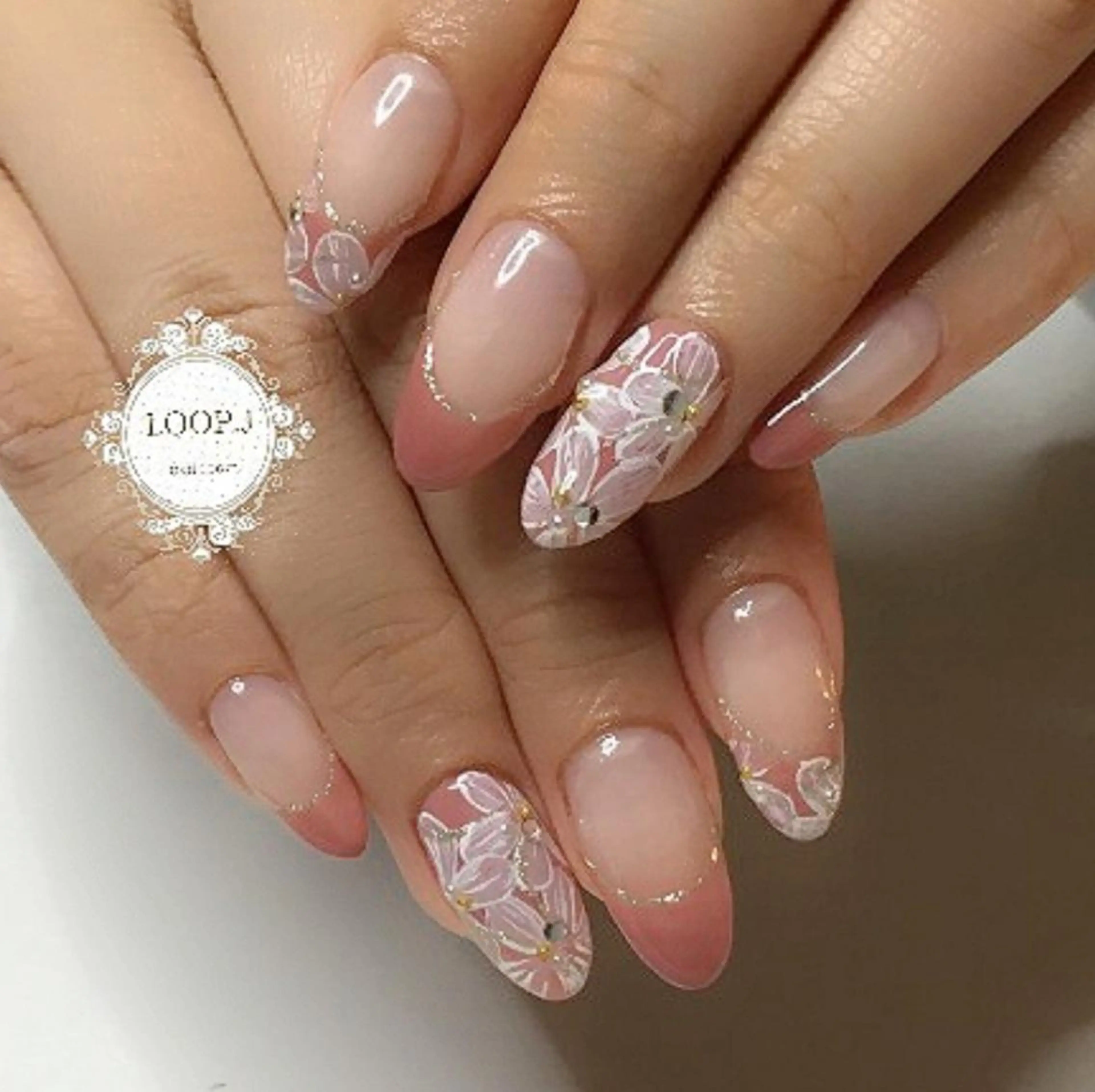 ネイル ハンドネイル おおくぼ めぐみのネイルデザイン