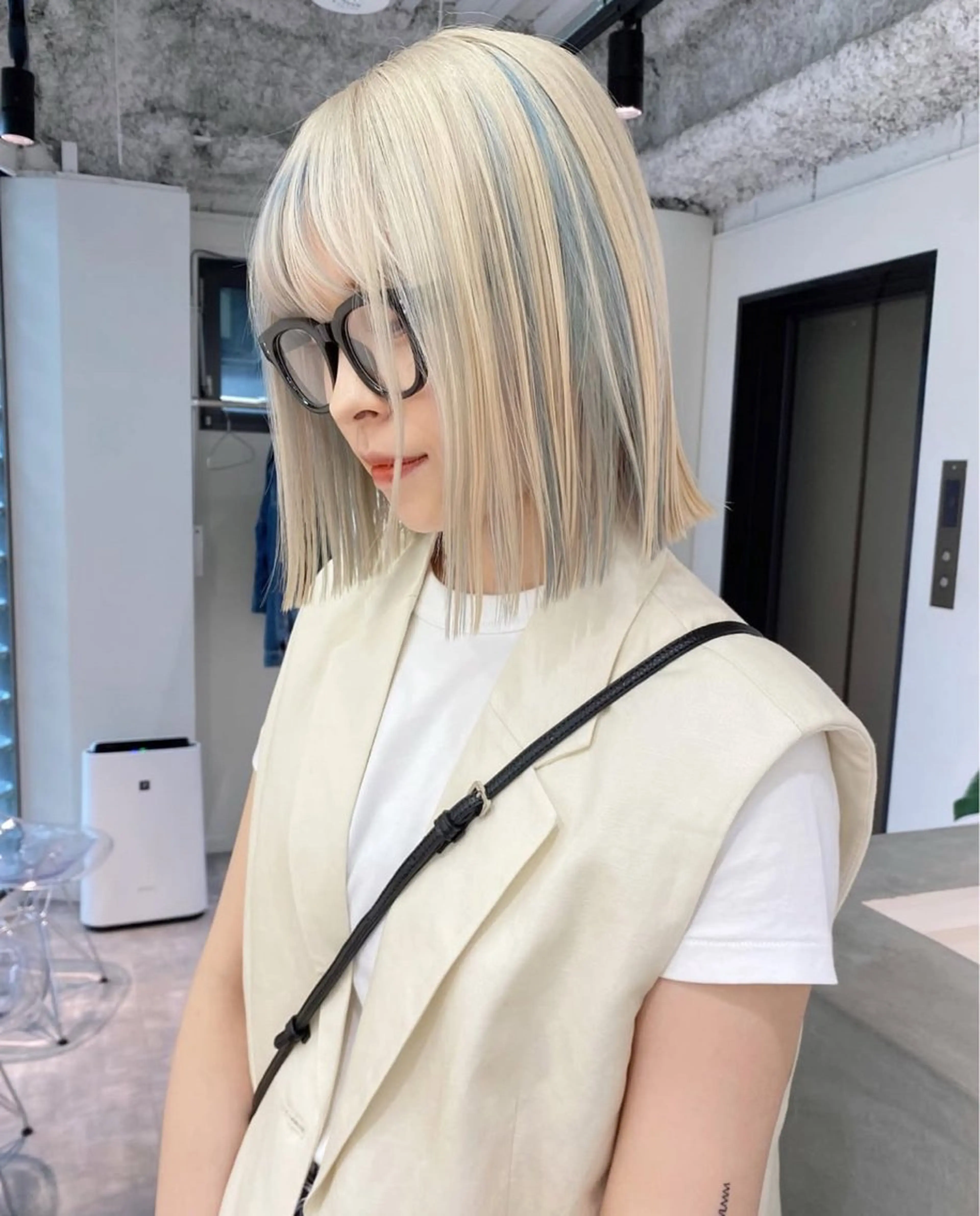 ミディアム カラー ヘアカラー トリートメント pele 梅田所属・PELEハイトーン shinobuのヘアスタイル