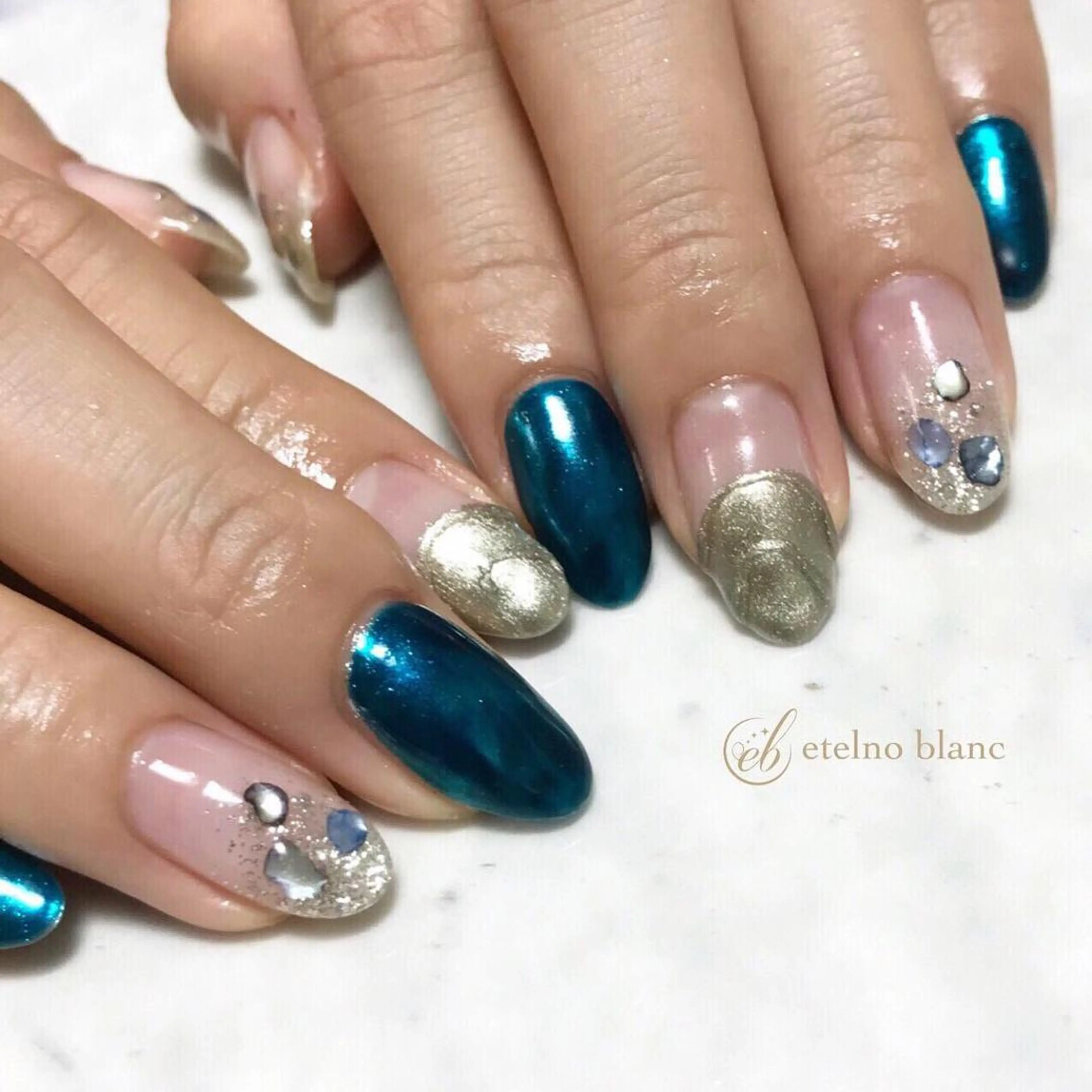 ネイル etelno blanc中目黒のネイルデザイン