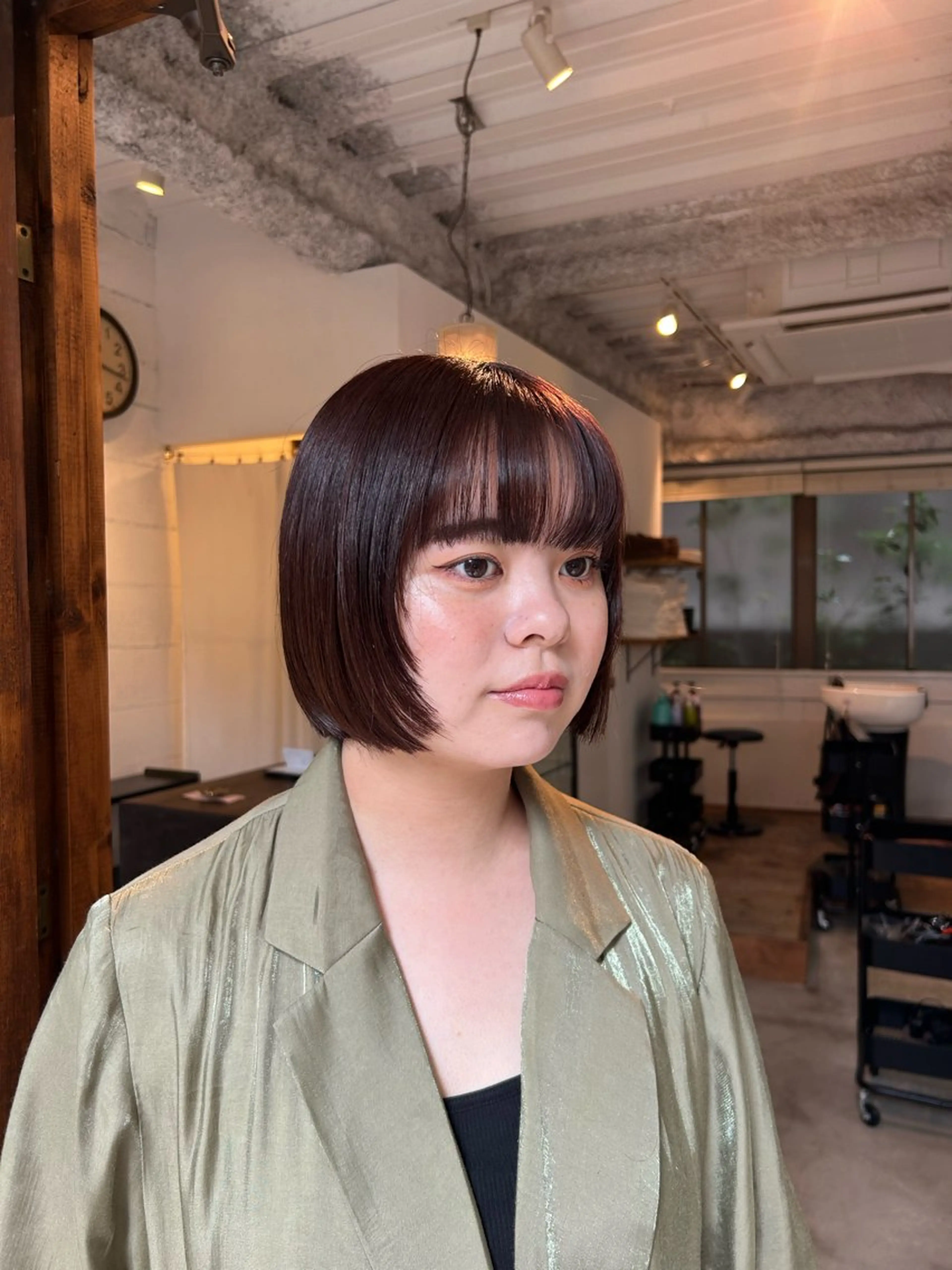 ショート ボブ 顔周りカット レイヤーカット カウチ池袋所属・kauti佐々木絢 ショートカット募集中のヘアスタイル