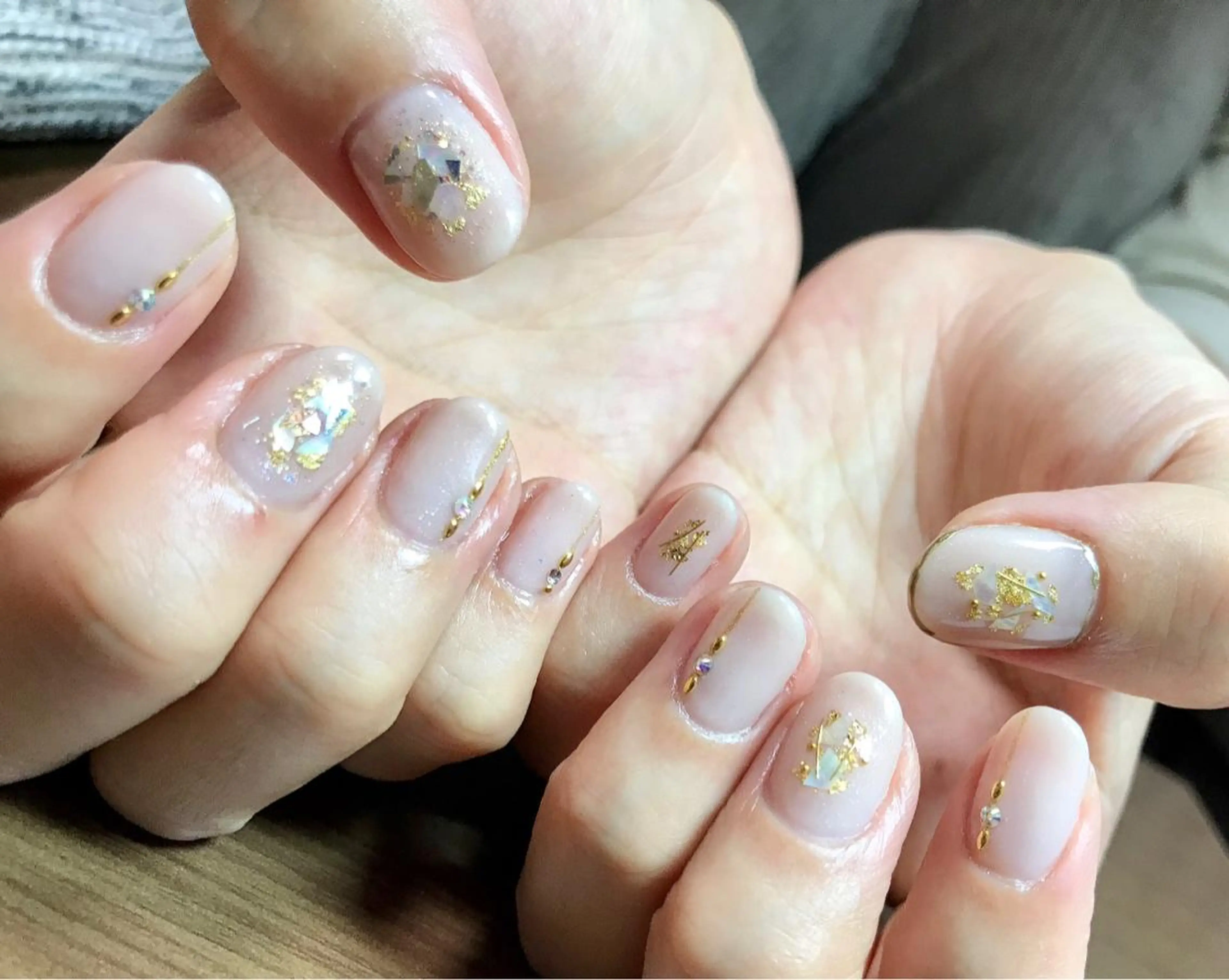 ネイル ニュアンスネイル 吉田  （ネイリスト）のネイルデザイン