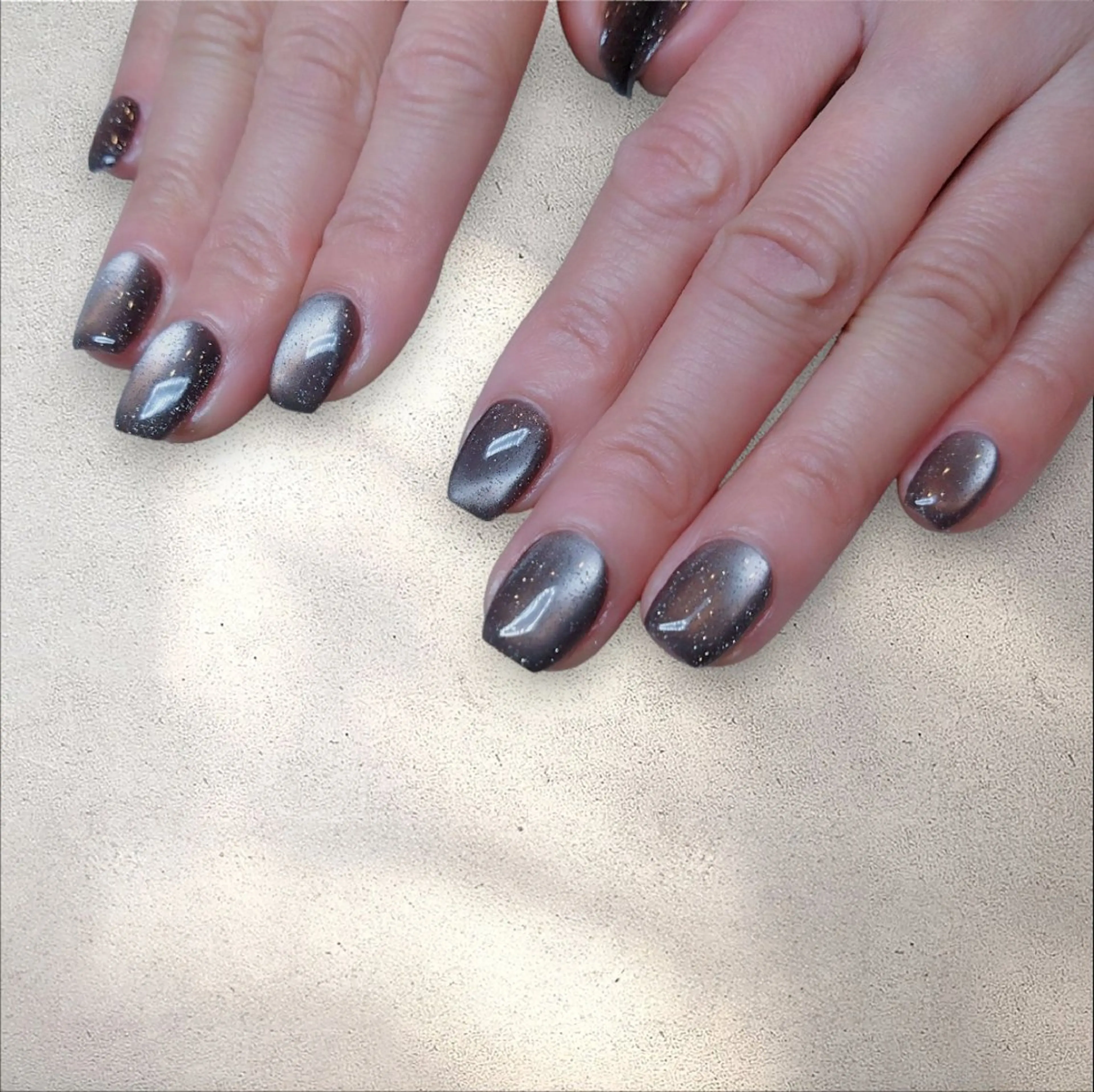 ネイル ハンドネイル nail  -es-のネイルデザイン