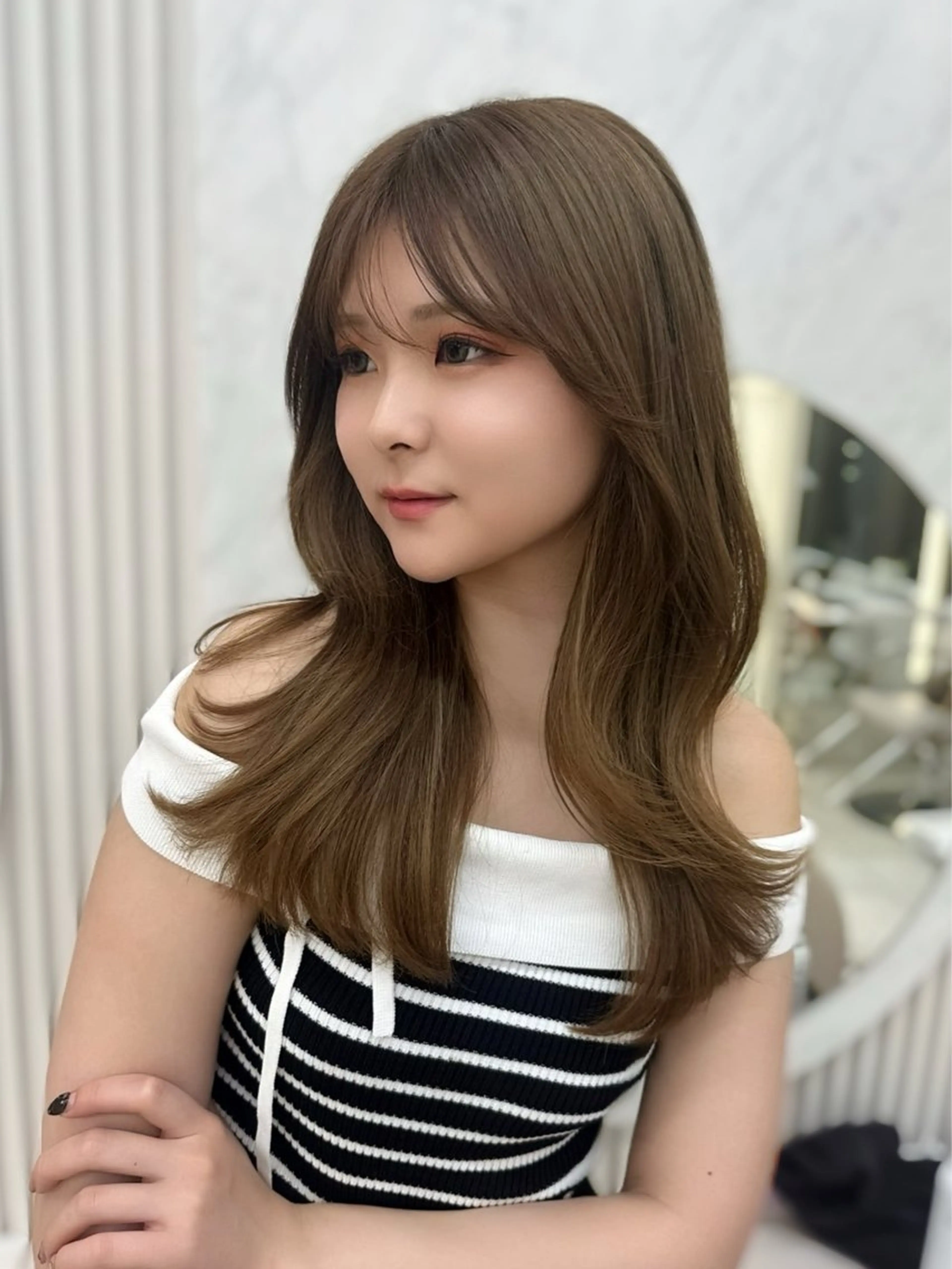 ロング カラー ベージュカラー 透明感カラー オリーブベージュ 韓国風ヘア レイヤーカット ヘアカラー トリートメント MAEUL所属・🍑韓国風レイヤー 🍑莉子のヘアスタイル