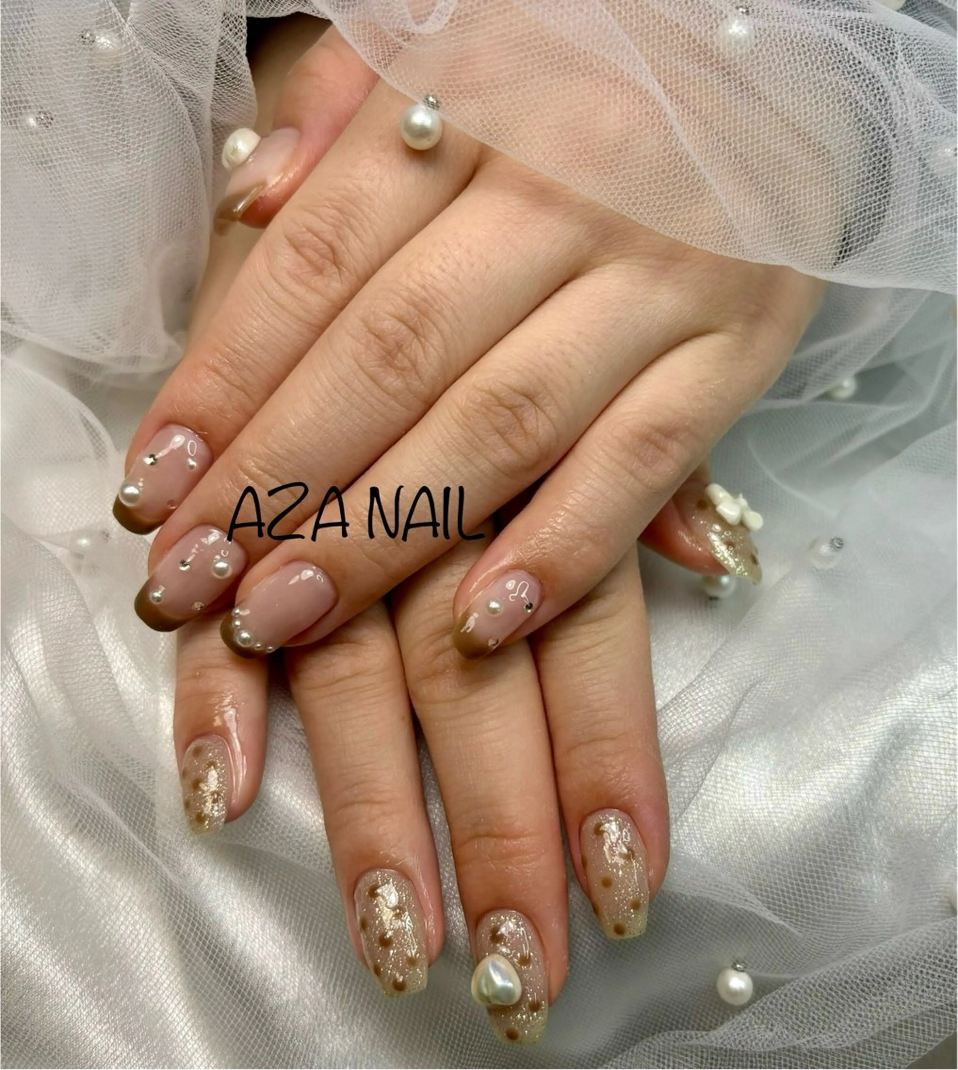 ネイル AZA NAILROOMのネイルデザイン