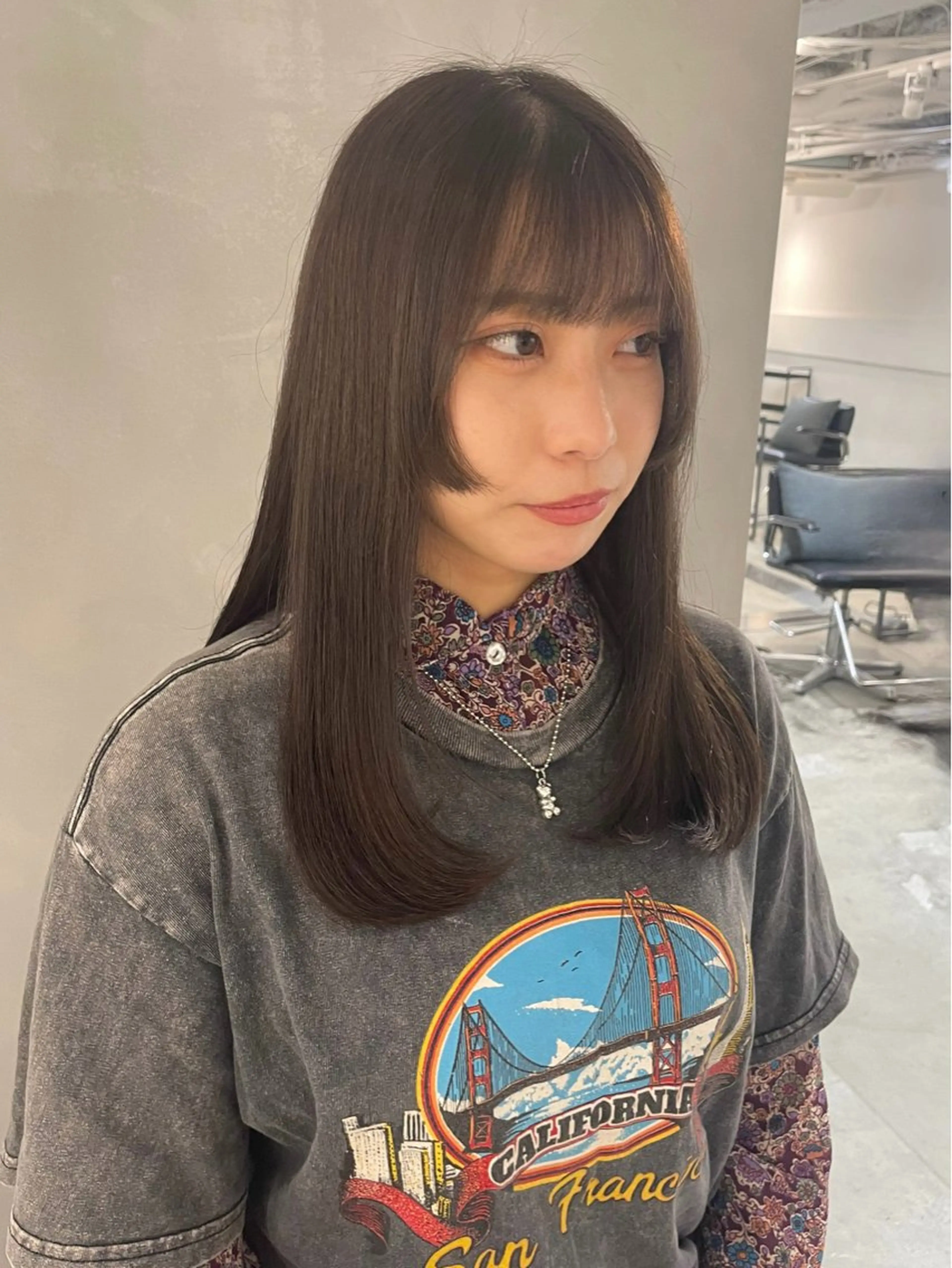 セミロング カラー さいとう はつねのヘアスタイル