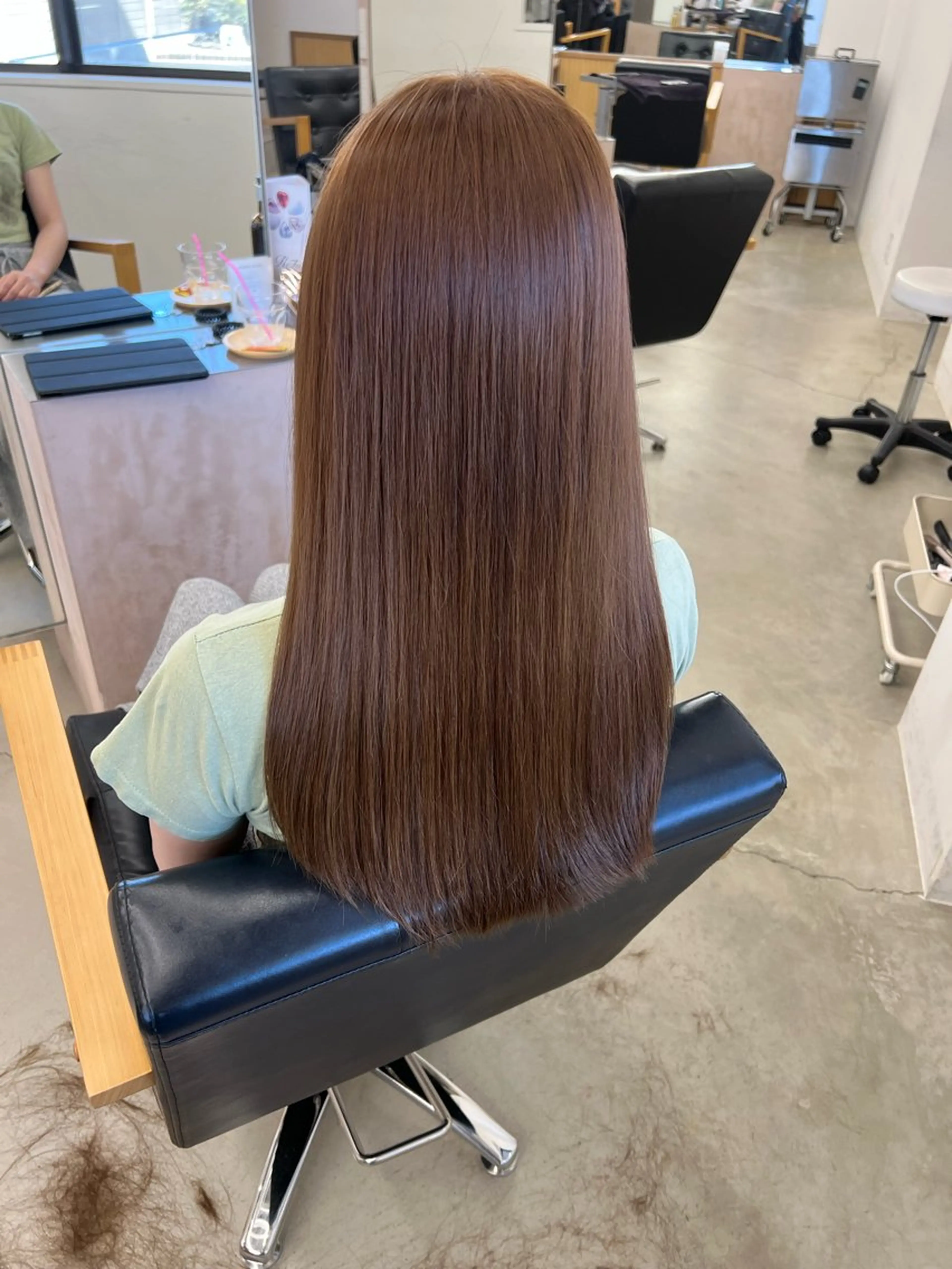 ロング カット ヘアカラー トリートメント vince. moekoのヘアスタイル