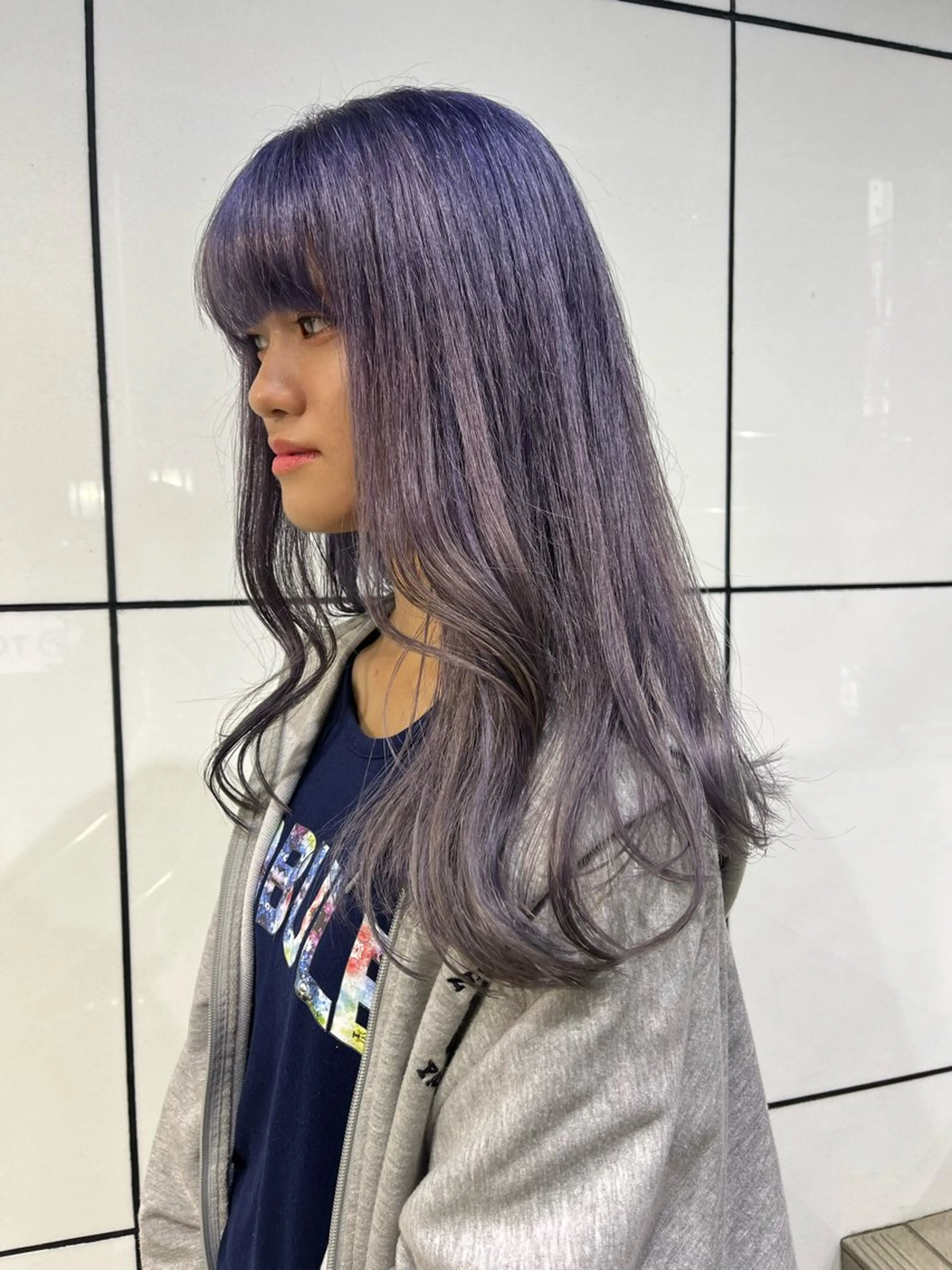 ロング カラー ベージュカラー ブリーチ ケアブリーチ ダブルカラー イヤリングカラー ヘアカラー トリートメント 透明感カラー こだわりカットあさみのヘアスタイル