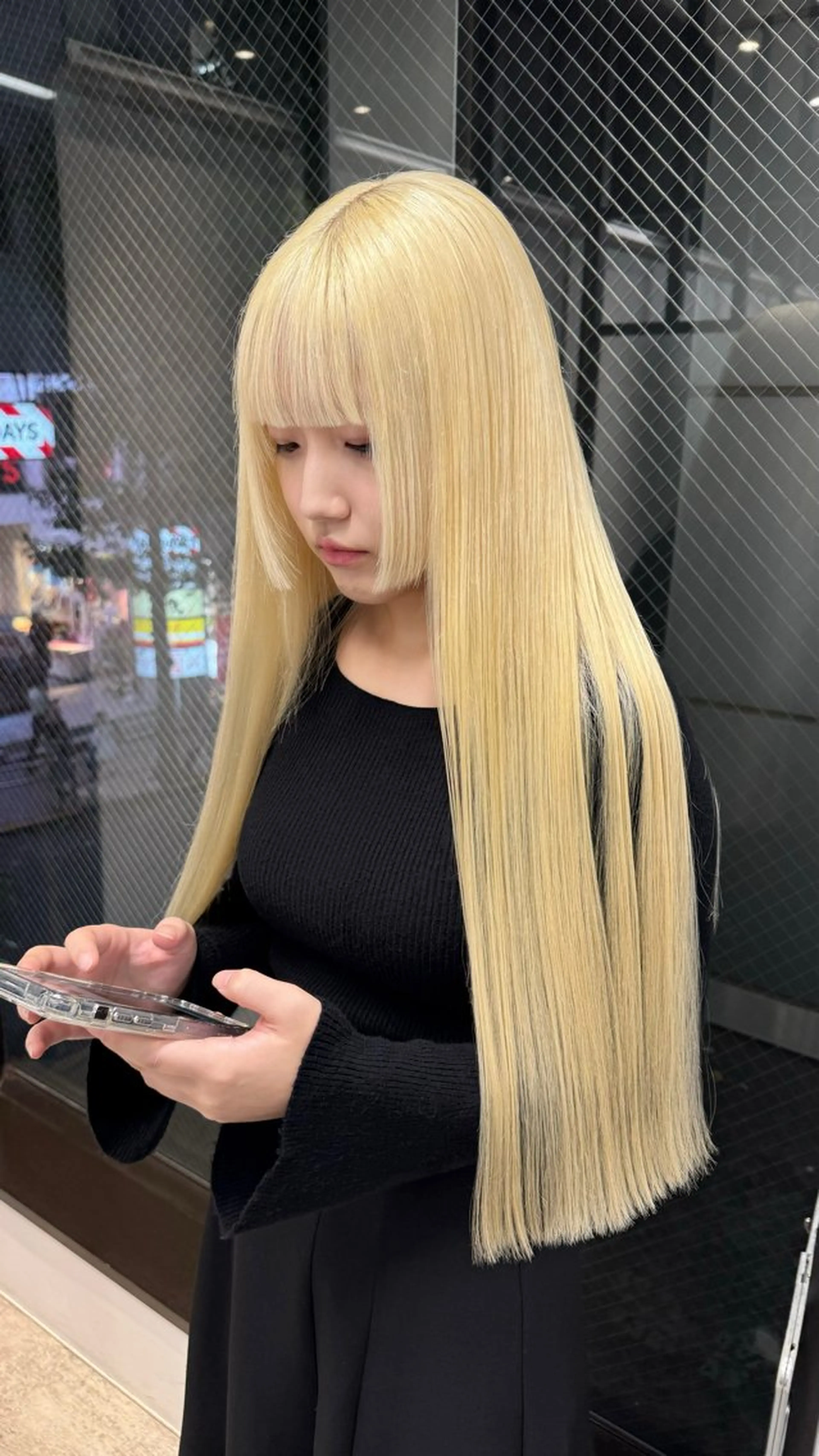 ロング カラー ブリーチ 抜きっぱなしブロンド ブロンド レイヤーカット/韓国 艶カラー🪄REN.のヘアスタイル