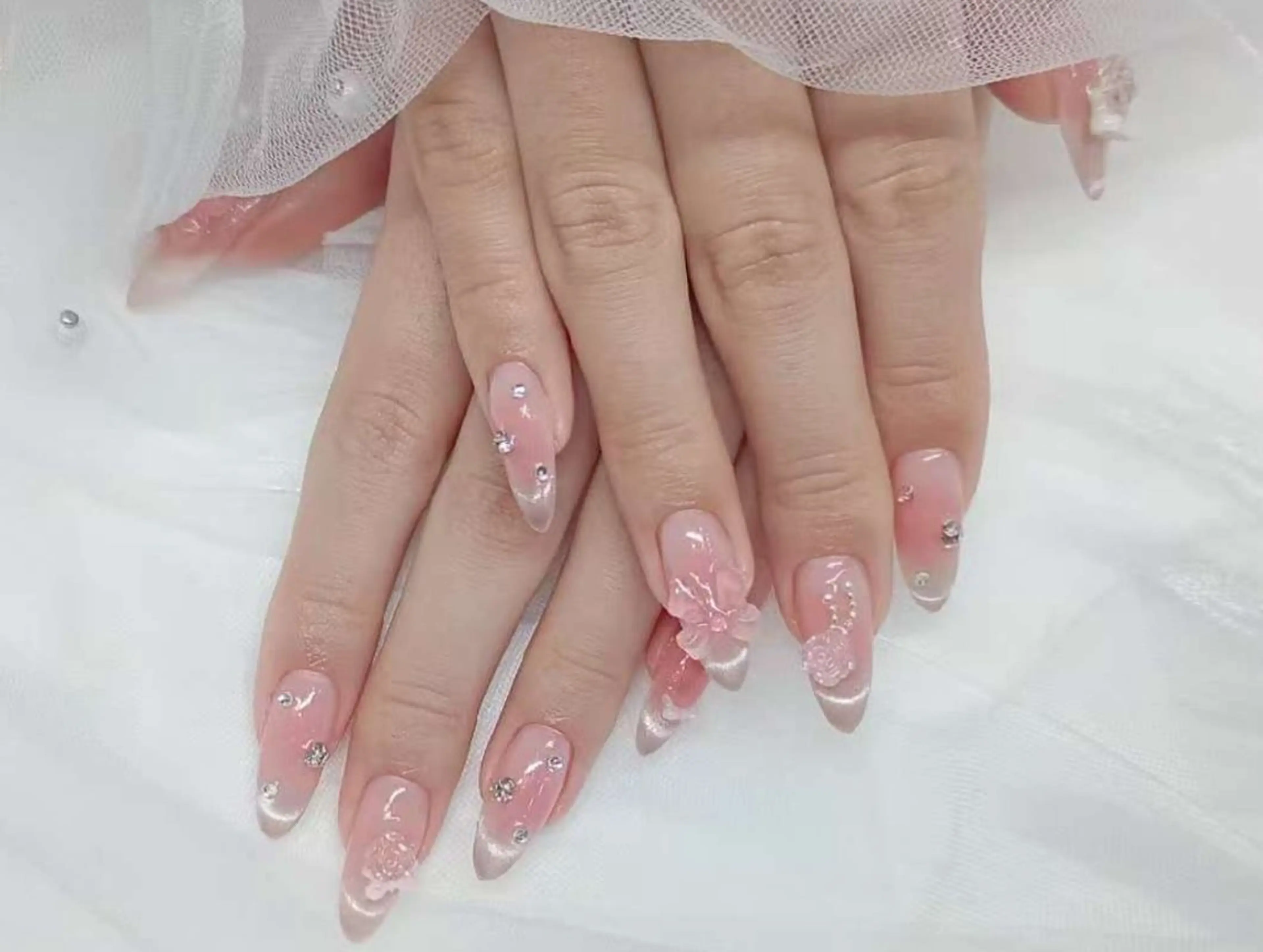 ネイル フットネイル フレンチネイル ジェルネイル ガラスフレンチ 韓国ネイル ハンドネイル ハンドケア The Nail 新大久保店のその他イメージ