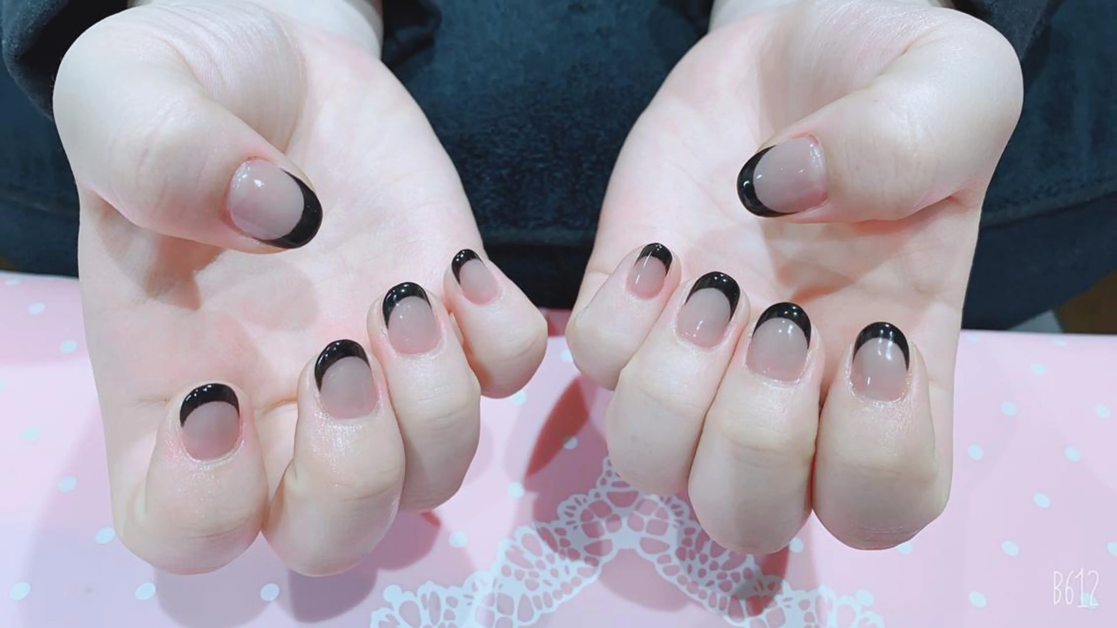 ネイル フレンチネイル VIST☆ ｍａｍｉのネイルデザイン