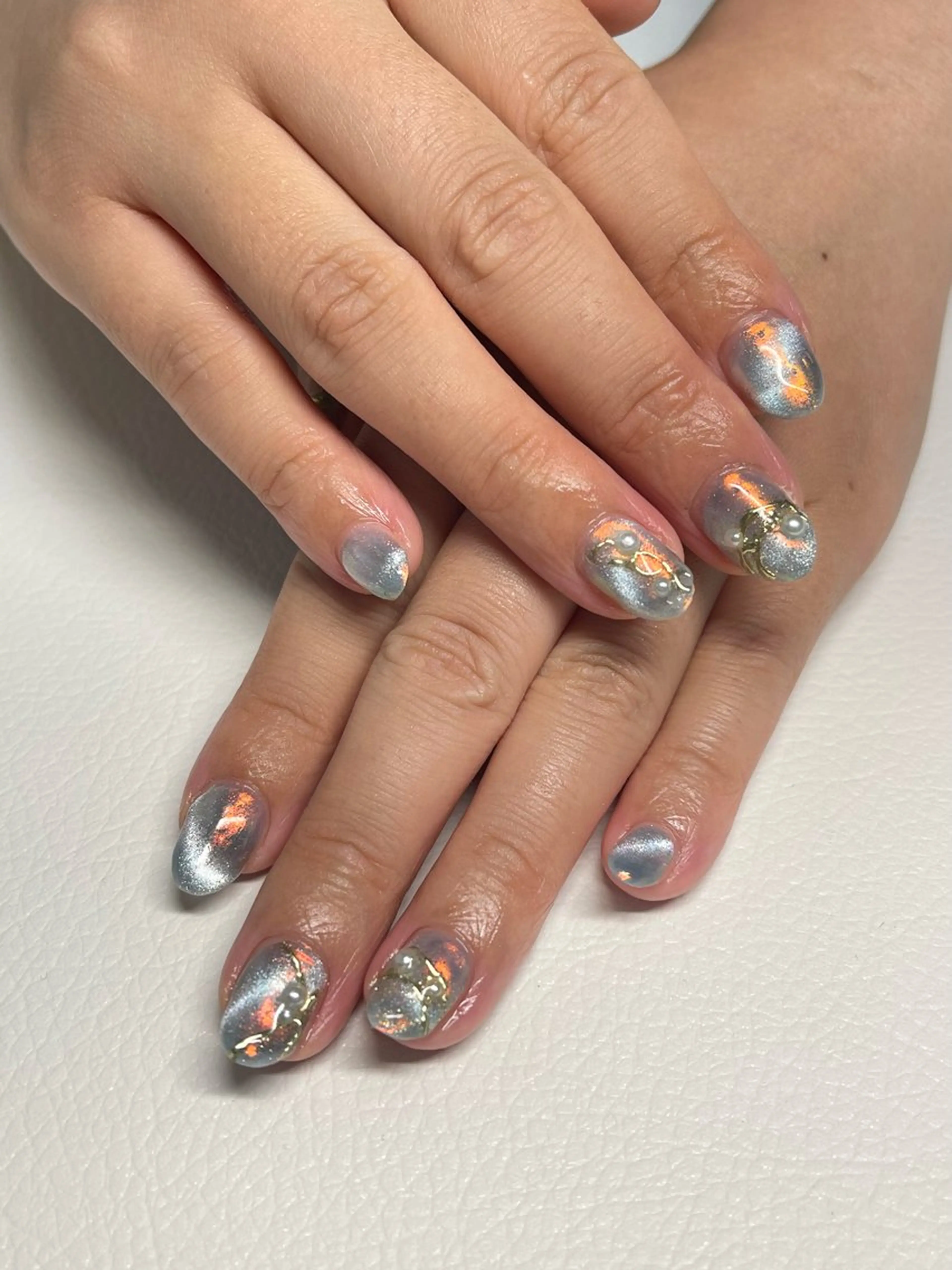 ネイル キラキラネイル マグネットネイル ミラーネイル Flora nailのネイルデザイン