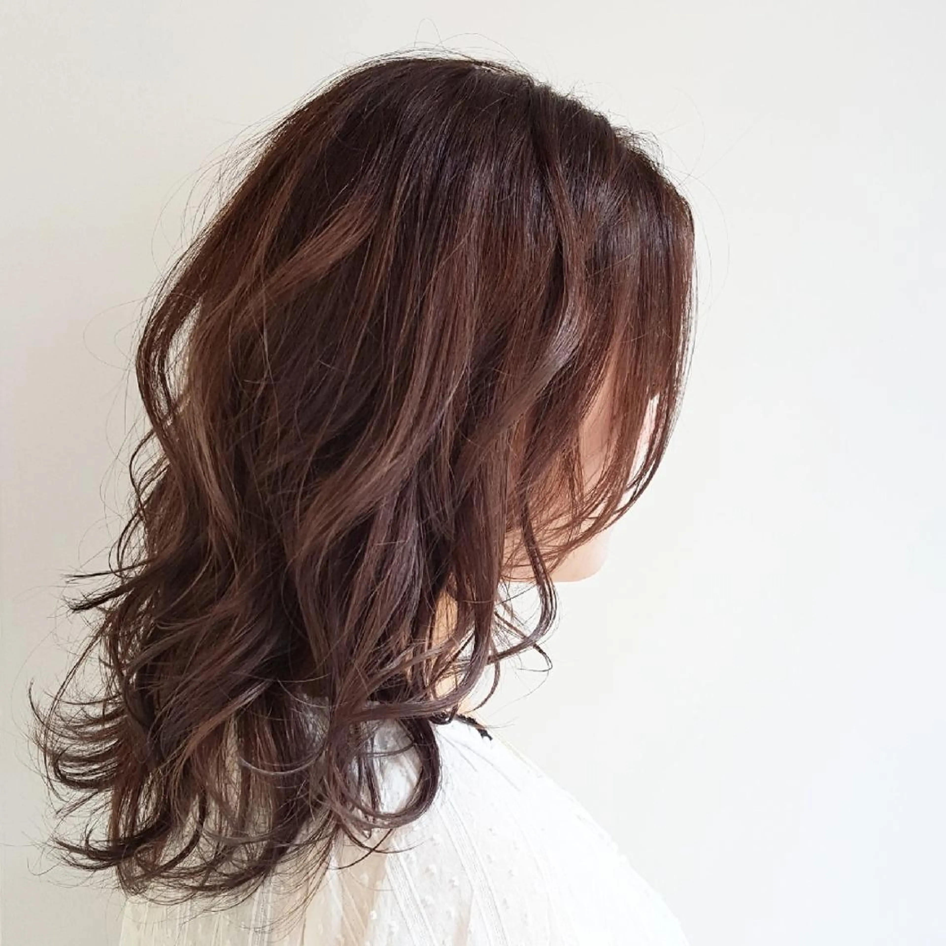 セミロング 美髪⭐︎髪質改善 井上　康司のヘアスタイル