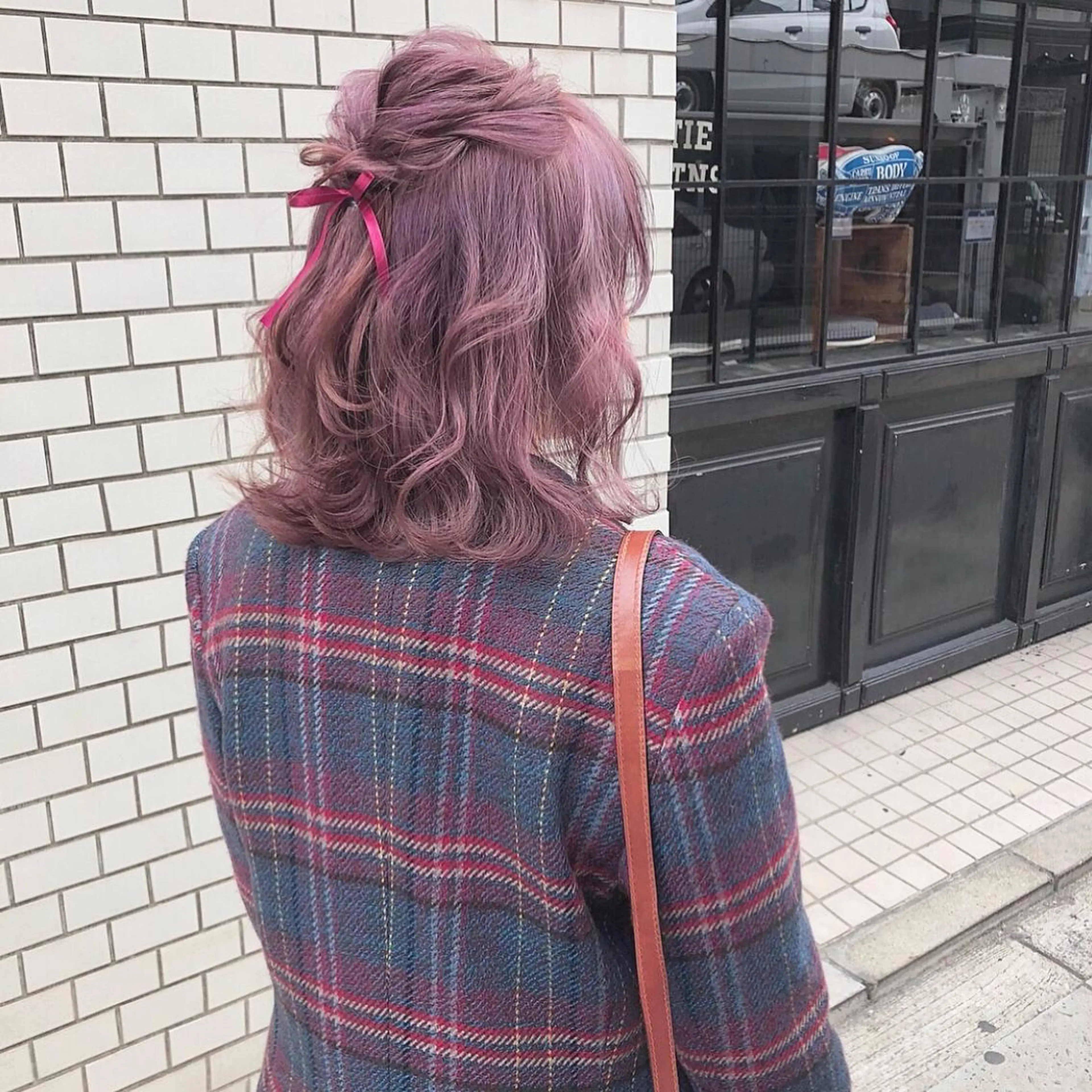 ミディアム カラー ヘアアレンジ ハーフアップ autre所属・大久保 ひでなりのヘアスタイル