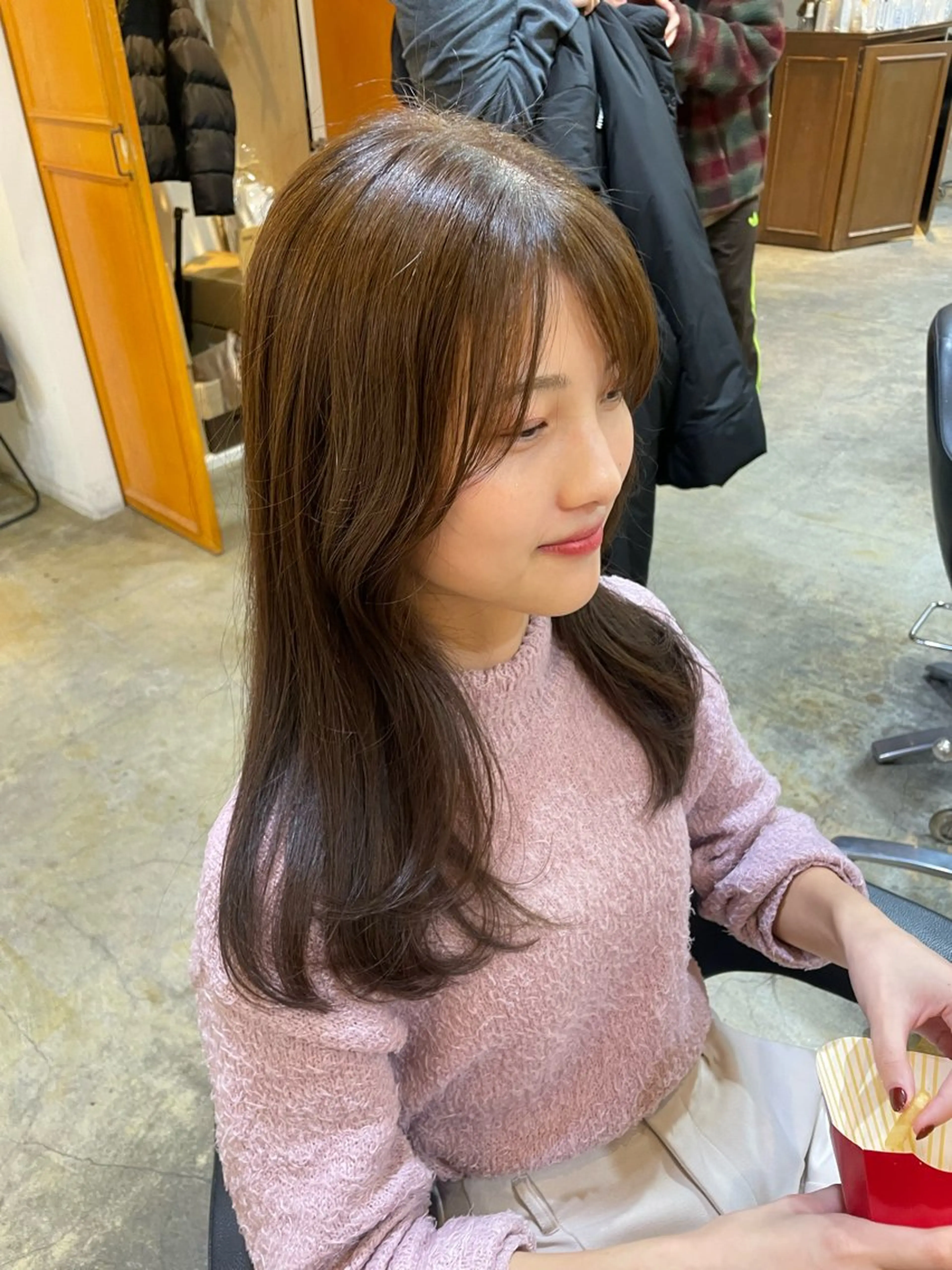 セミロング カラー RIN／韓国ヘア レイヤーカットのヘアスタイル