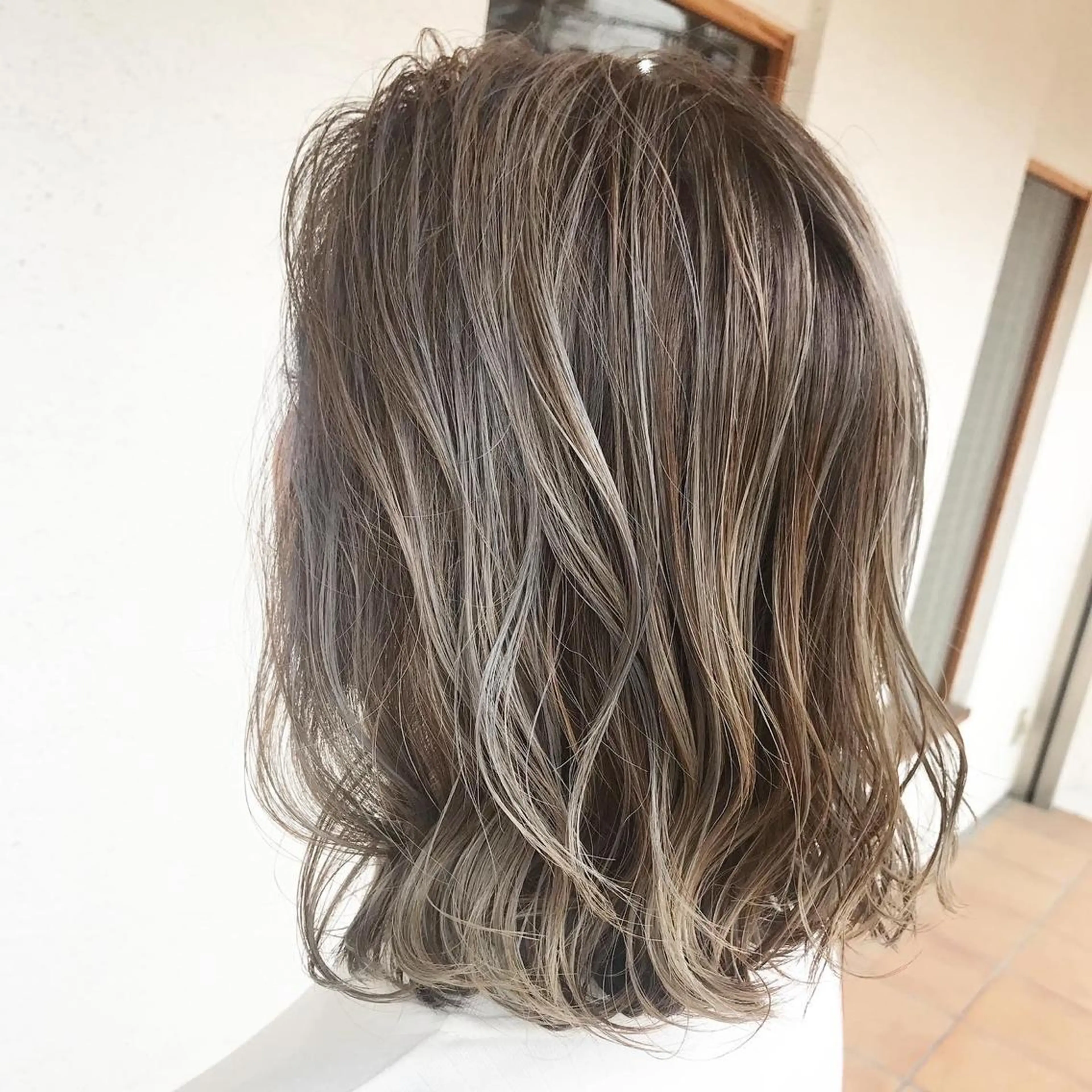 ミディアム 髪質改善 jewel box~私のトリートメント~東梅田店所属・💎髪質改善専門 jewel boxのヘアスタイル