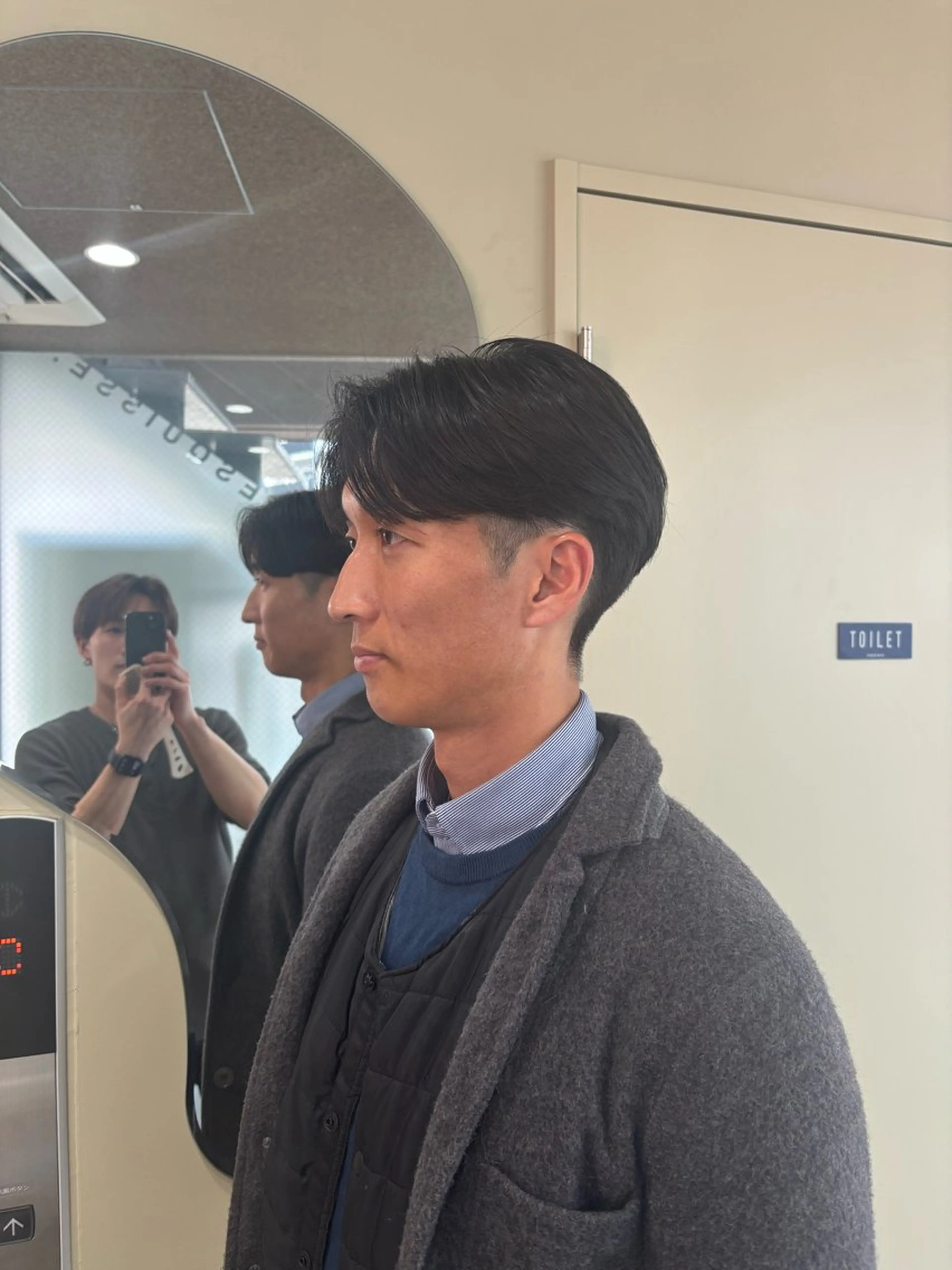 ショート ESQUISSE 堀合 駿輔のヘアスタイル