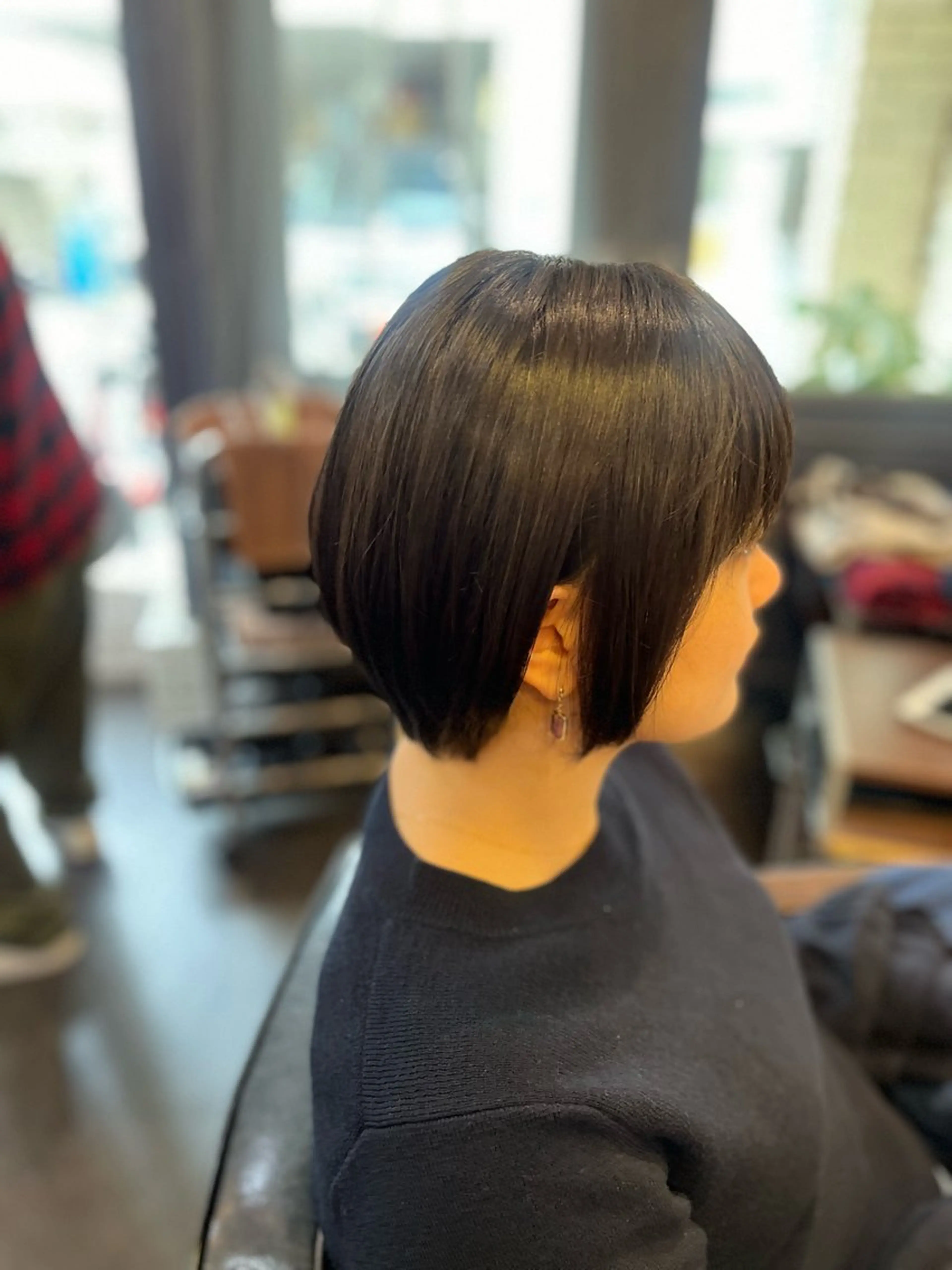 ショート youres  hair  髪質改善トリートメント&ヘッドスパ新宿三丁目店所属・髪質改善 芝井千晶のヘアスタイル