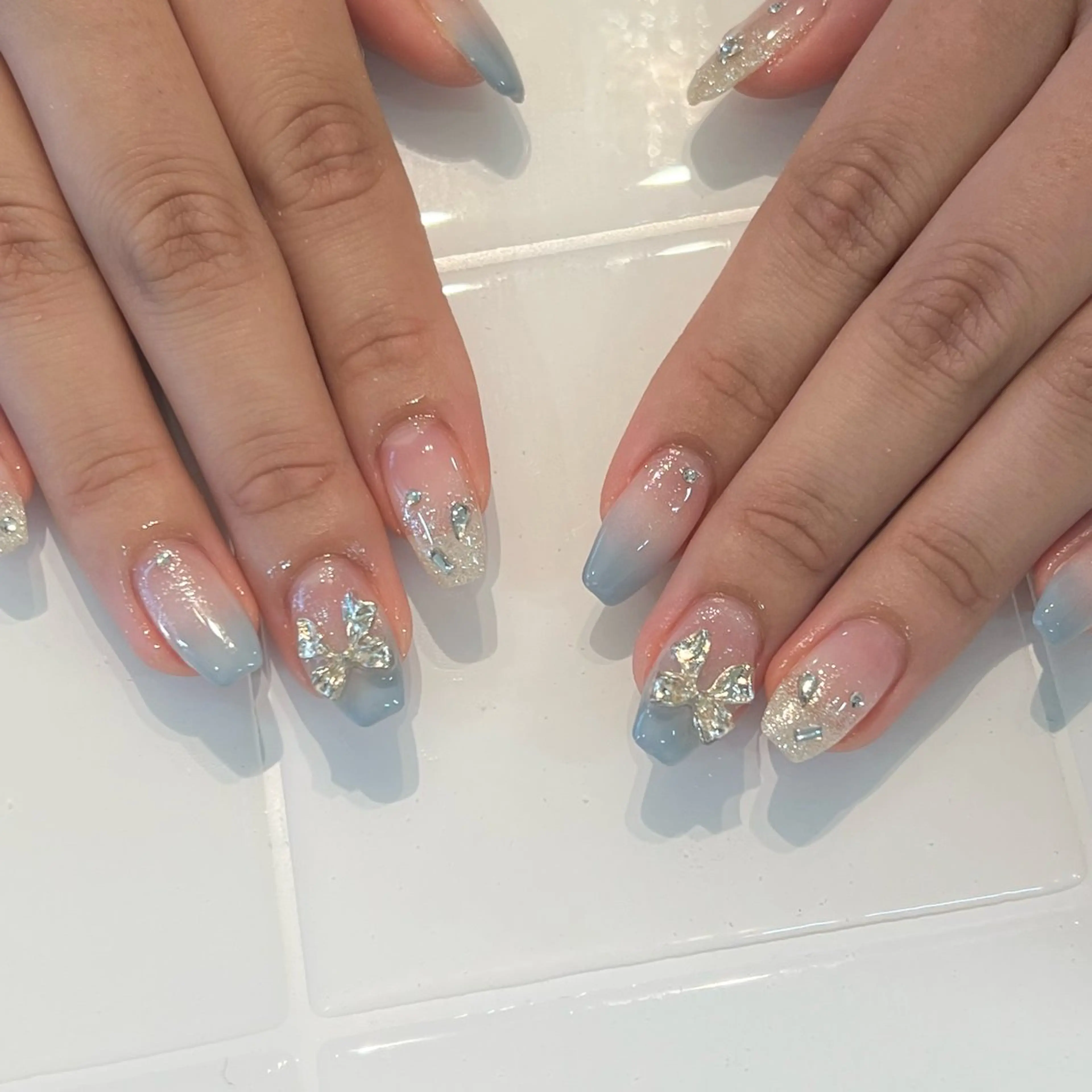 ネイル ハンドネイル sio.nail&eyebrow salon shimokitazawa2号店所属・nailist mana𖤐´-のネイルデザイン