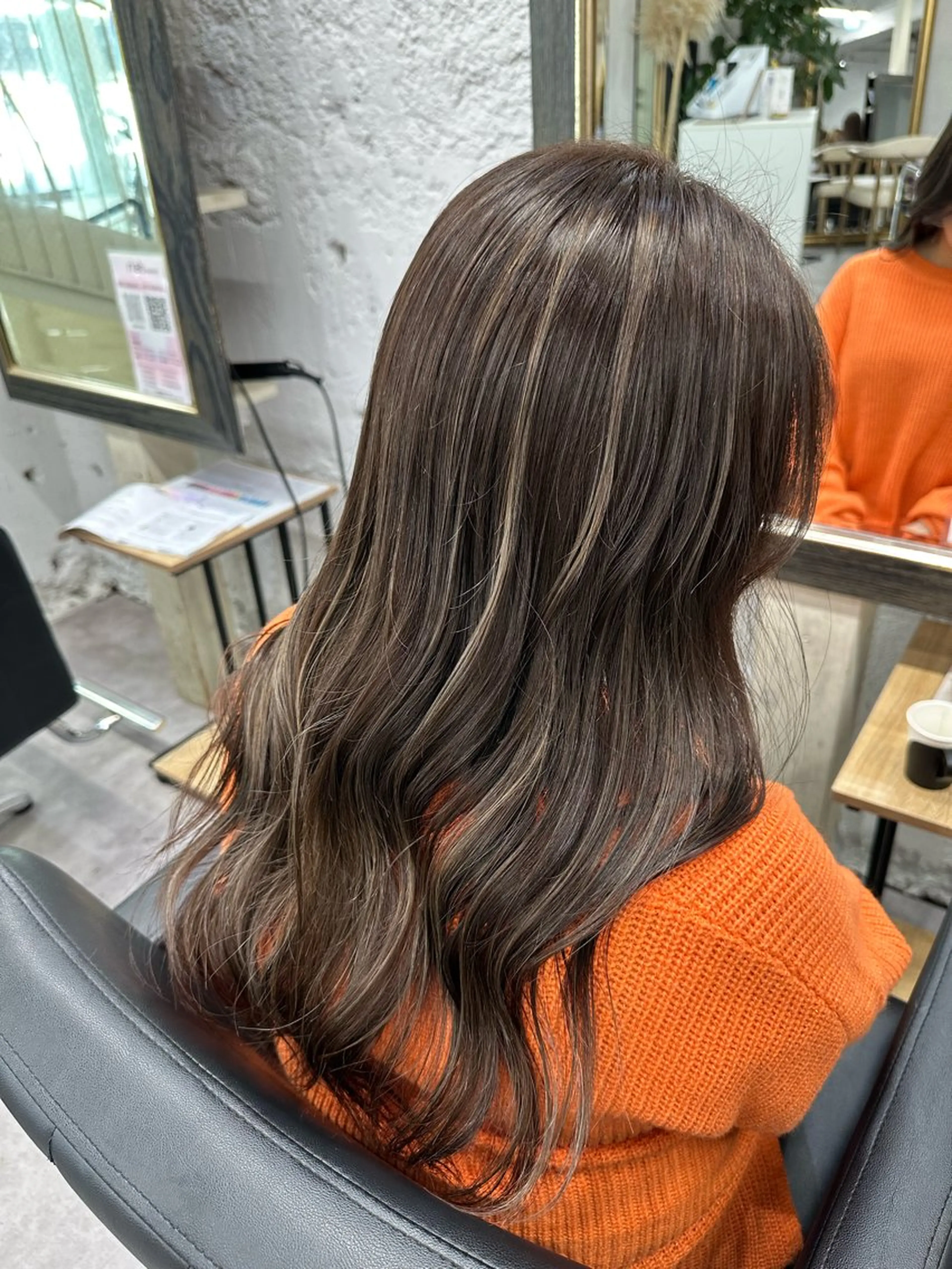 セミロング カラー ヘアアレンジ カット ヘアカラー トリートメント 久米 治仁のヘアスタイル