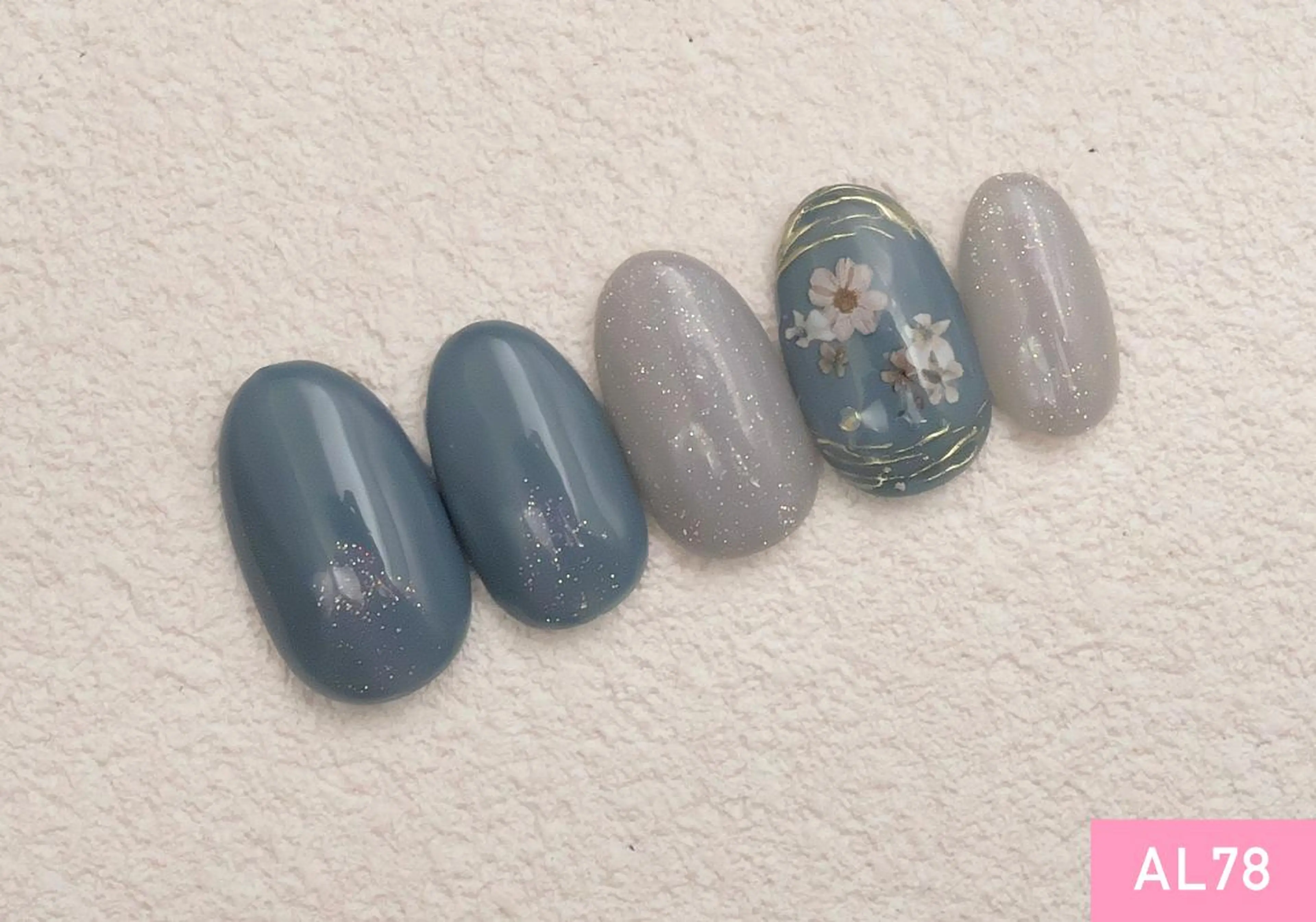 ネイル シルバー 池袋 みくのネイルデザイン