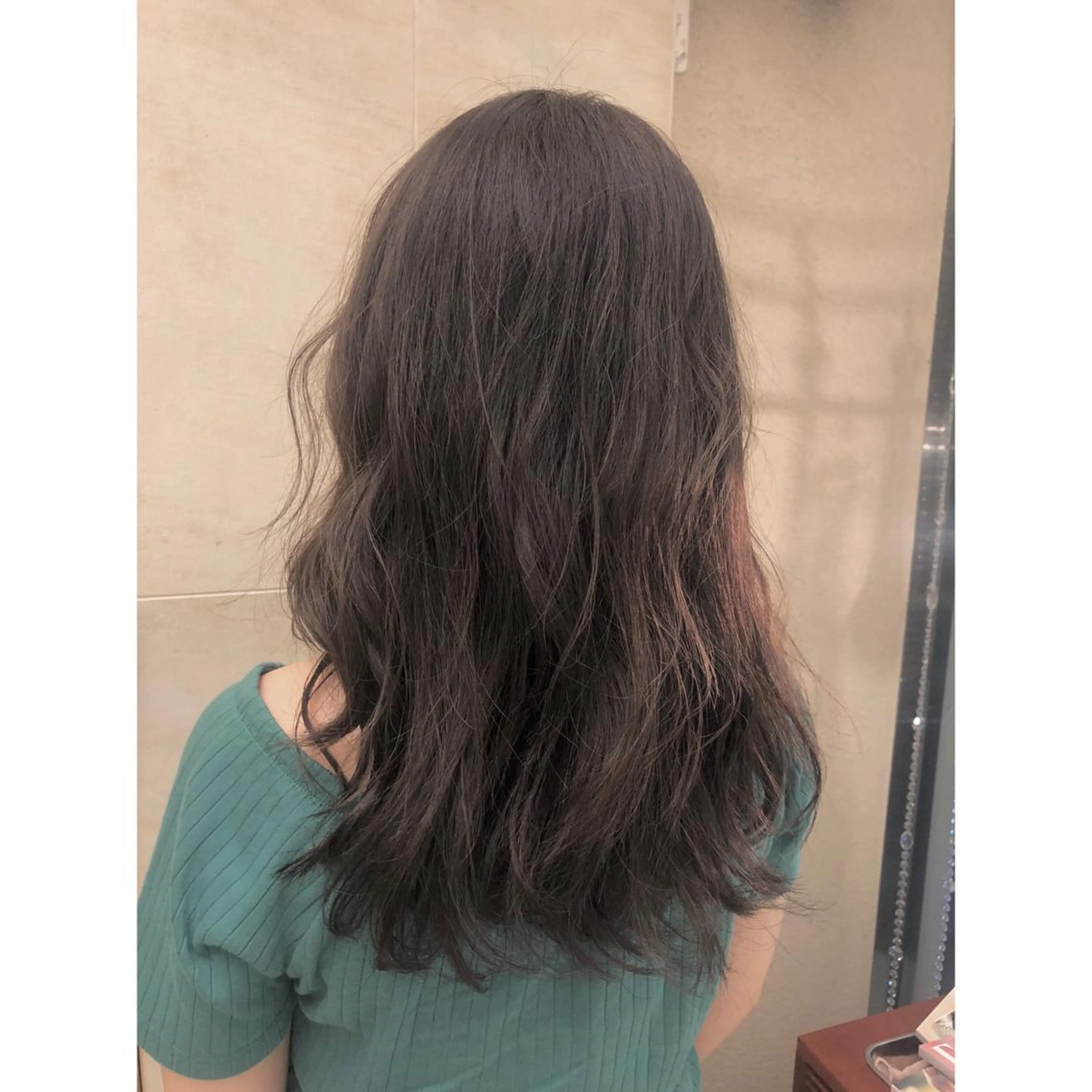 ロング カラー アッシュ ベージュカラー レイヤーカット 🌿ニュアンスヘア 🌿福田沙也加のヘアスタイル