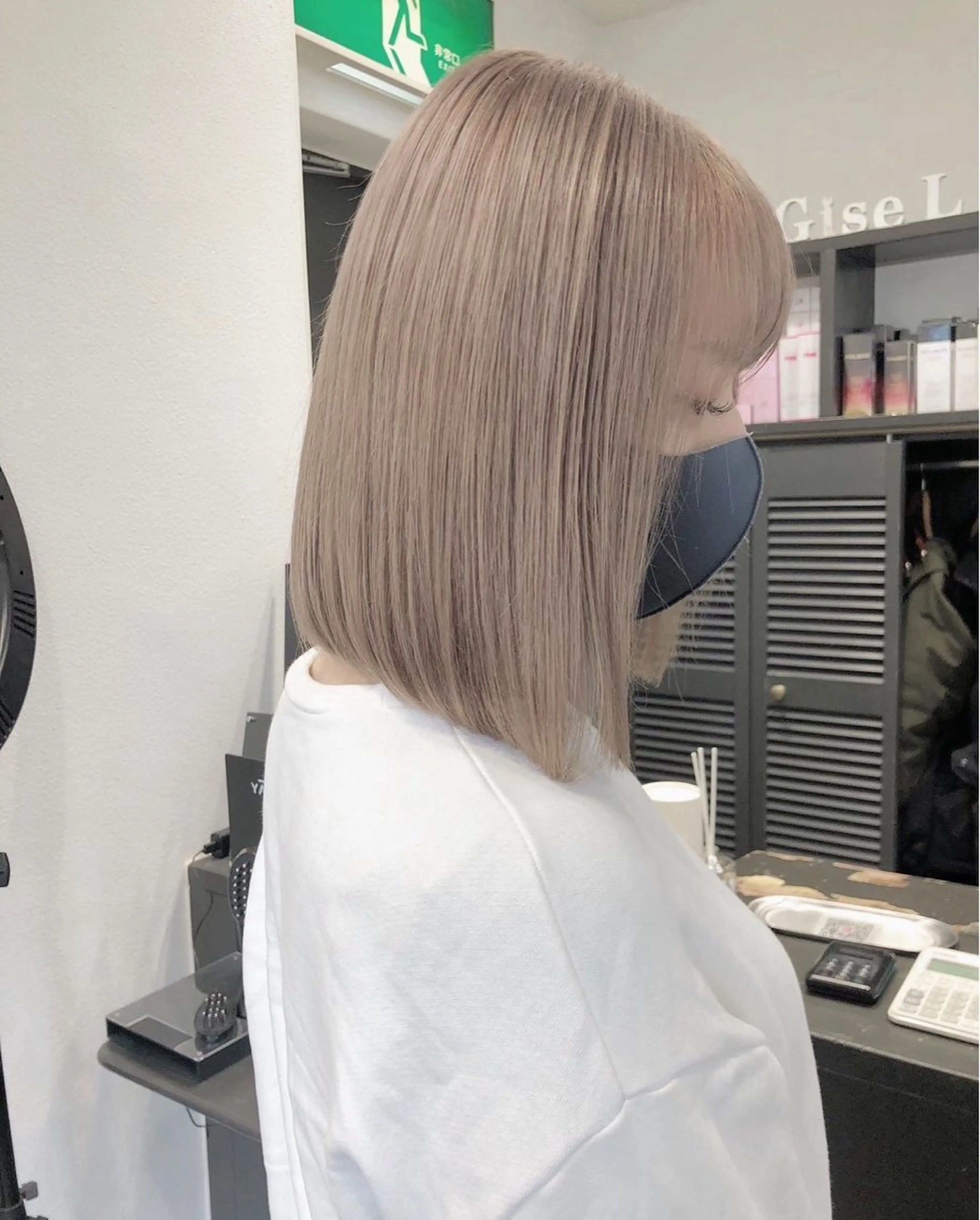 ミディアム カラー ヘアカラー トリートメント Gisel エリナのヘアスタイル