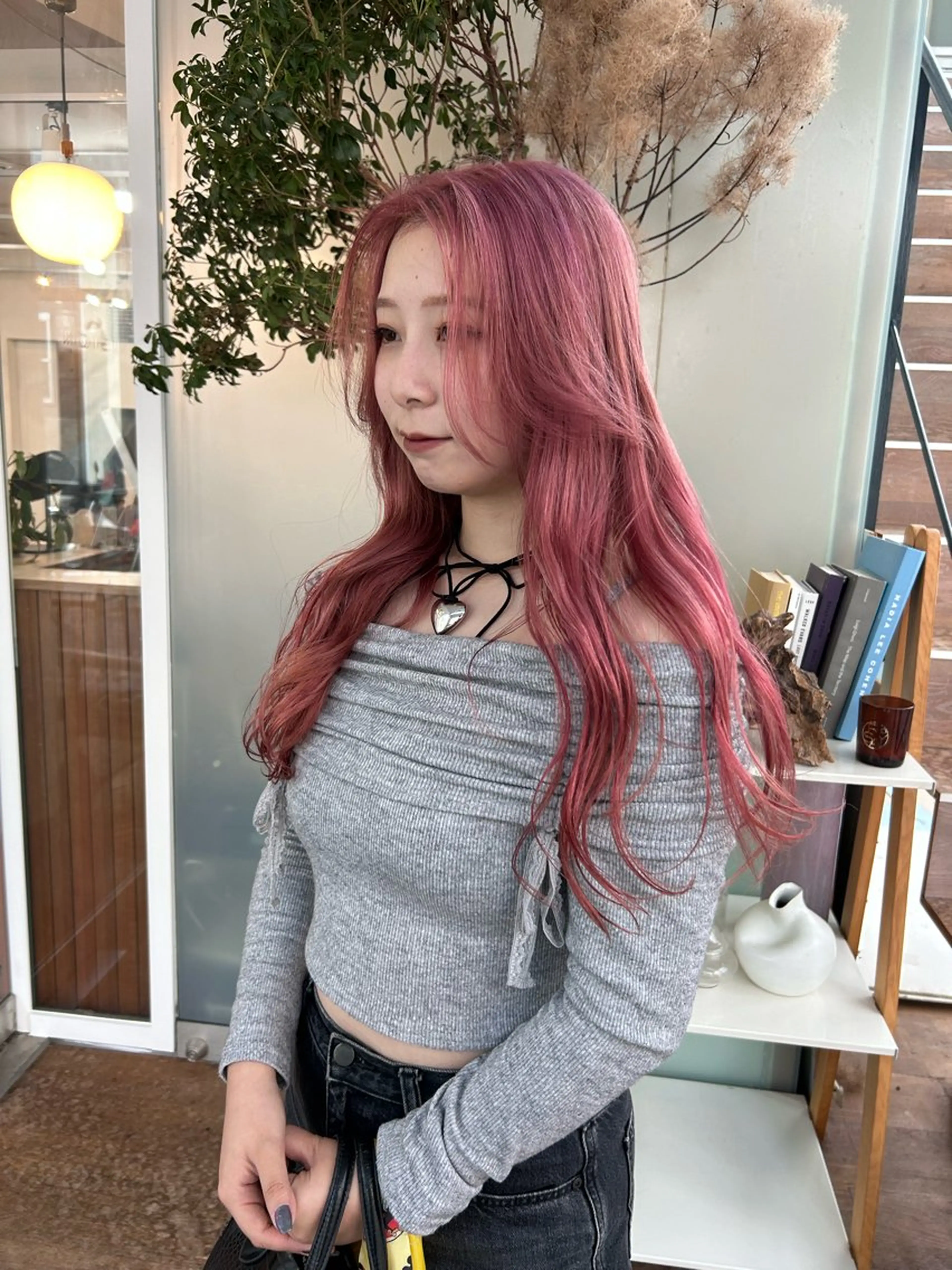 カラー VISION   aoyama所属・かがやしづ ✂️ショートカットのヘアスタイル